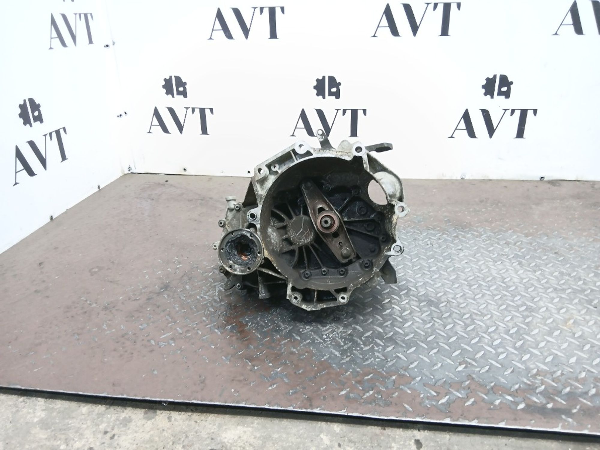 МКПП Volkswagen Golf BUD FXQ, 33000 рублей, Москва