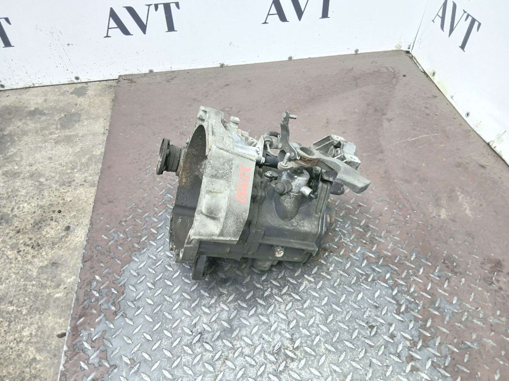 МКПП Volkswagen Golf BUD FXQ, 33000 рублей, Москва