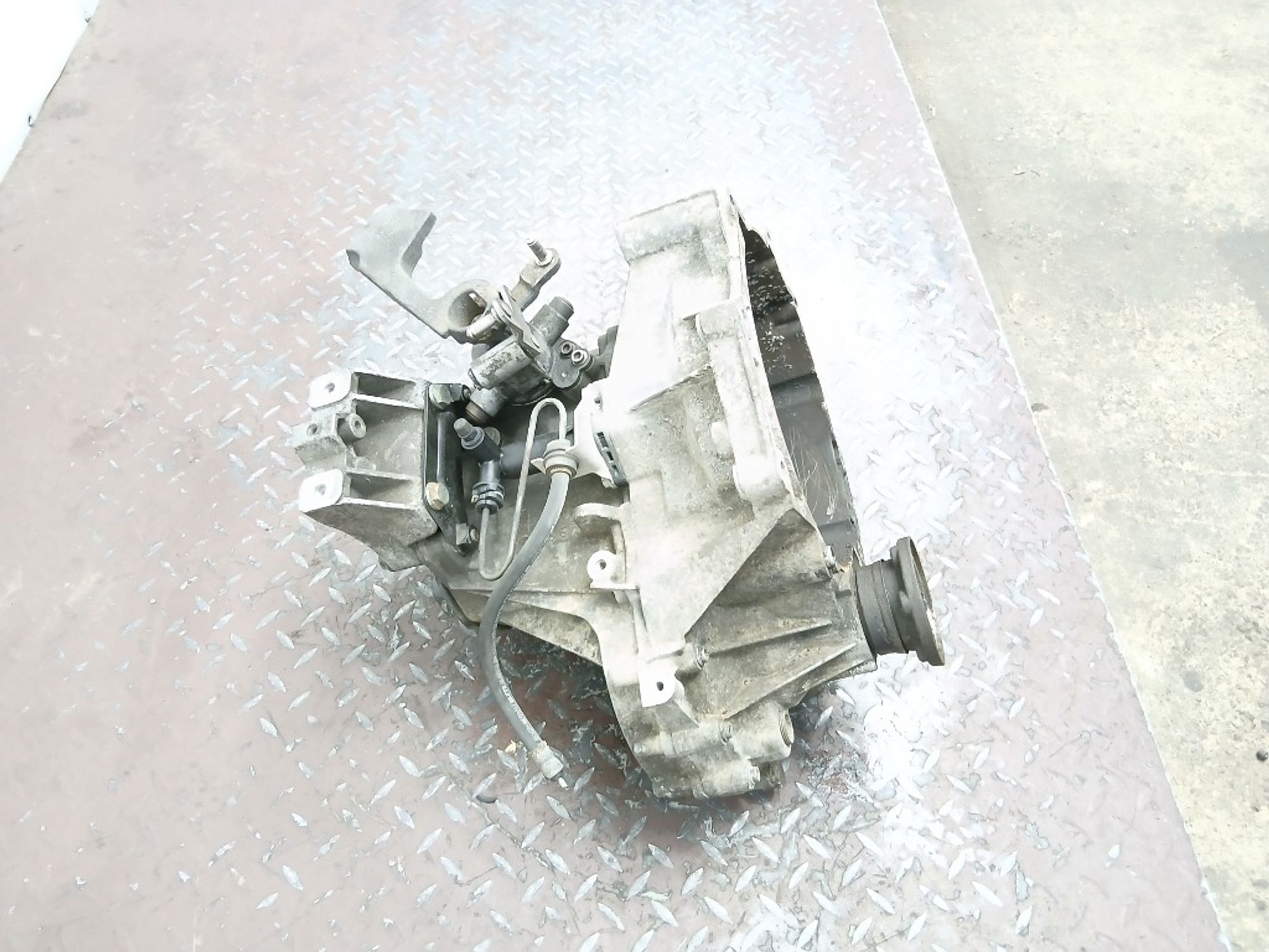 МКПП Volkswagen Golf BUD FXQ, 33000 рублей, Москва