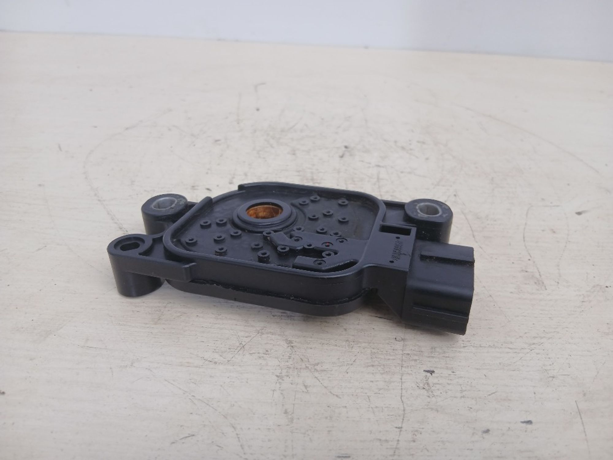 Датчик положения селектора АКПП Hyundai Santa Fe PA66GF15, 1000 рублей, Москва