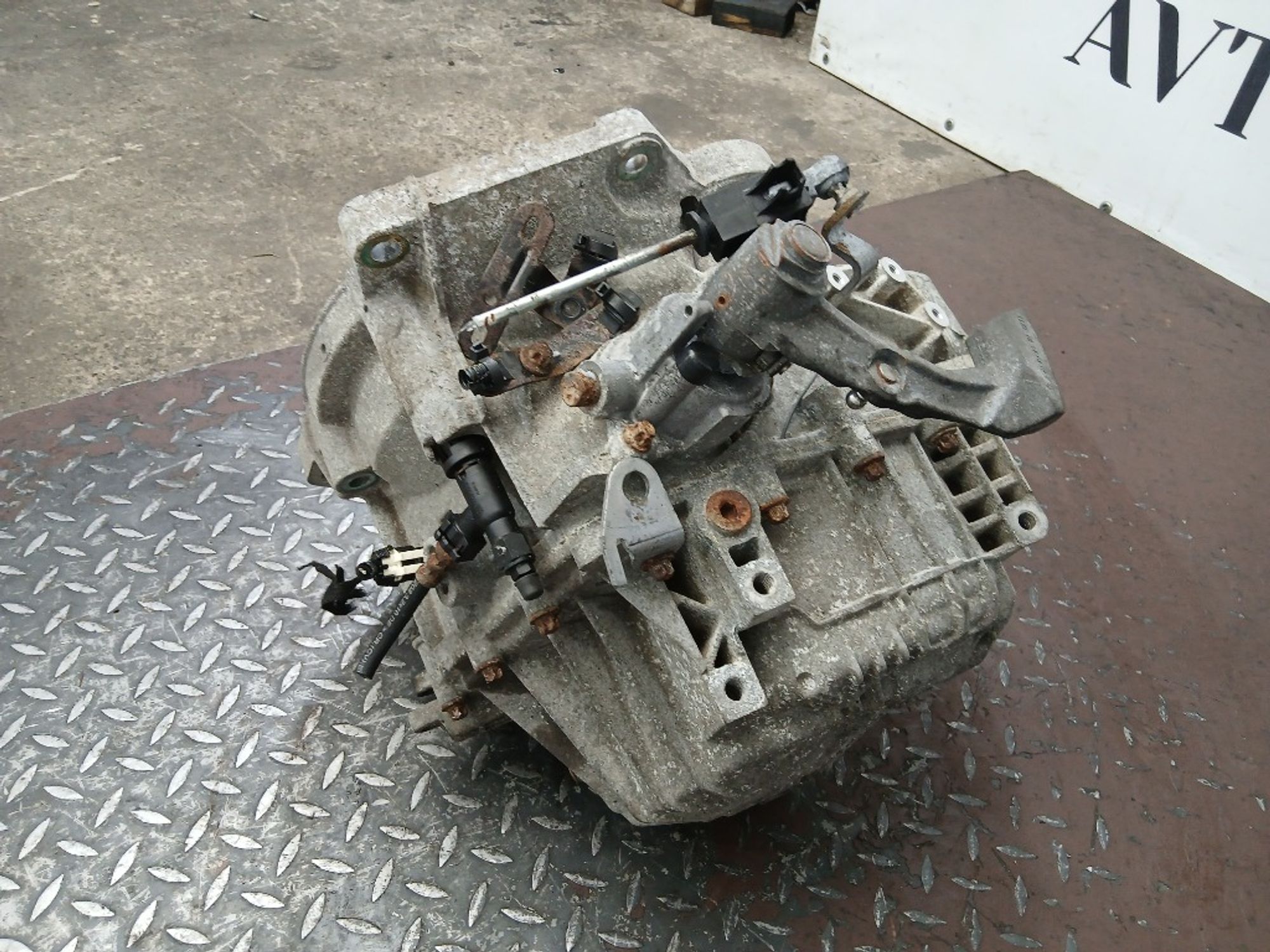 МКПП Opel Corsa Z13DTH 55199621, 15000 рублей, Москва