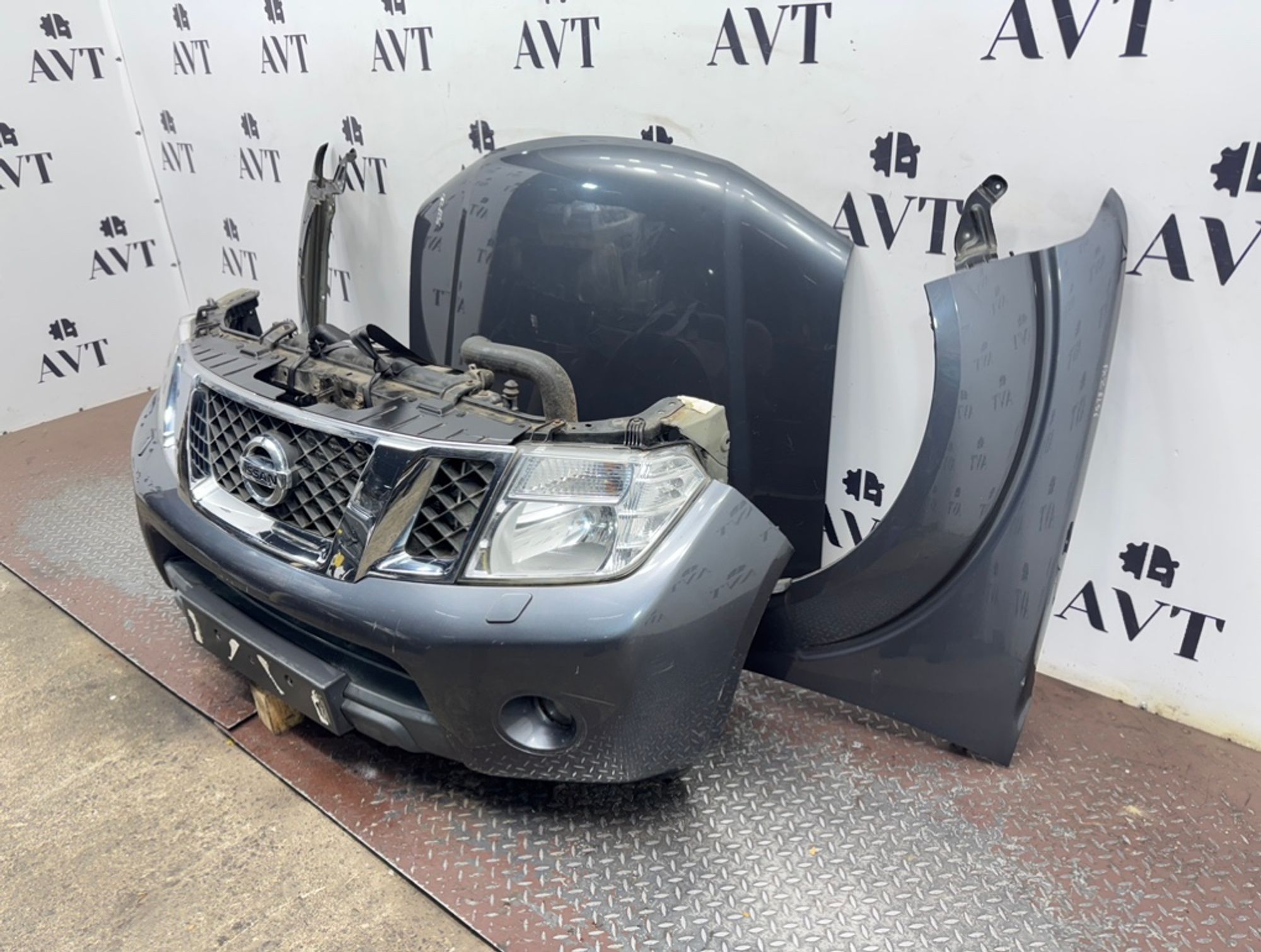 Ноускат (Nose Cut) Nissan Navara YD25 620225X00H, 165000 рублей, Москва