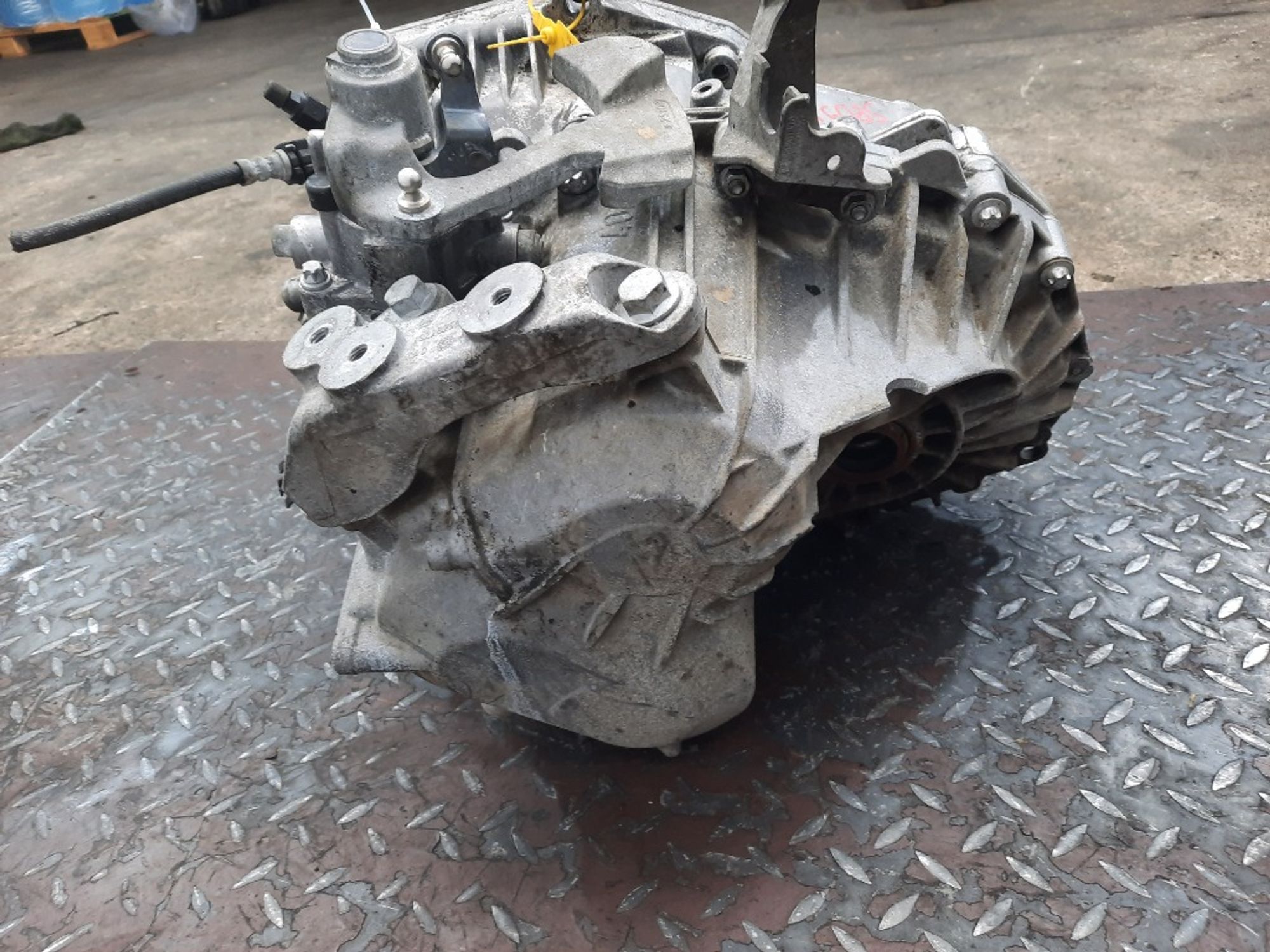 МКПП Opel Insignia A20NHT F40, 10000 рублей, Москва