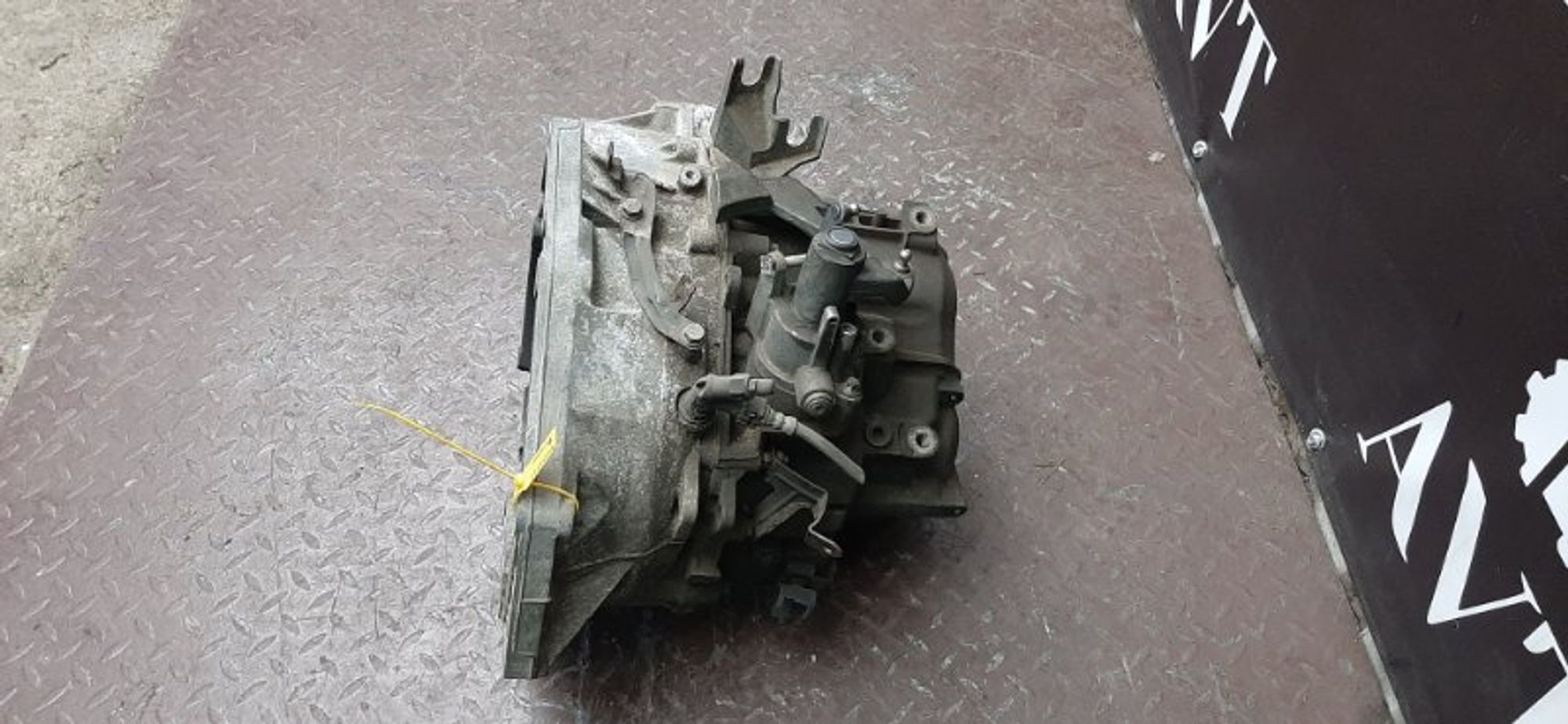 МКПП Opel Insignia A20DTH 2009 55561696, 10000 рублей, Москва