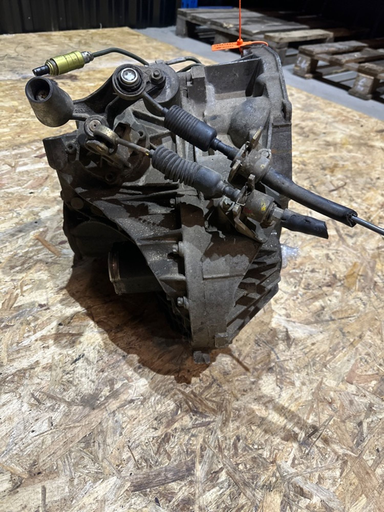 МКПП Land Rover Freelander 18K4F 18S44, 8000 рублей, Москва