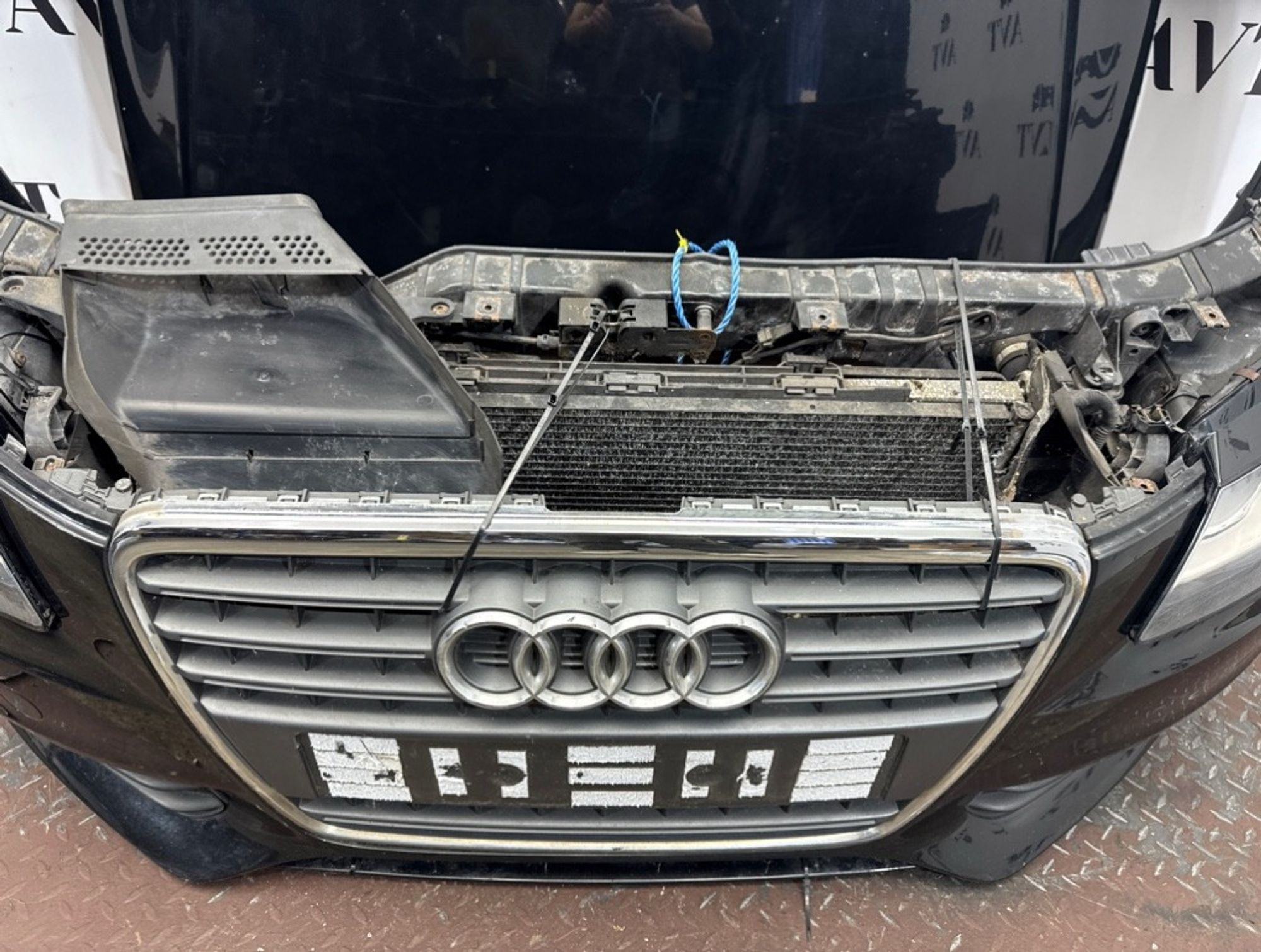 Ноускат (Nose Cut) Audi A4 B8 8K0807437A, 105000 рублей, Москва