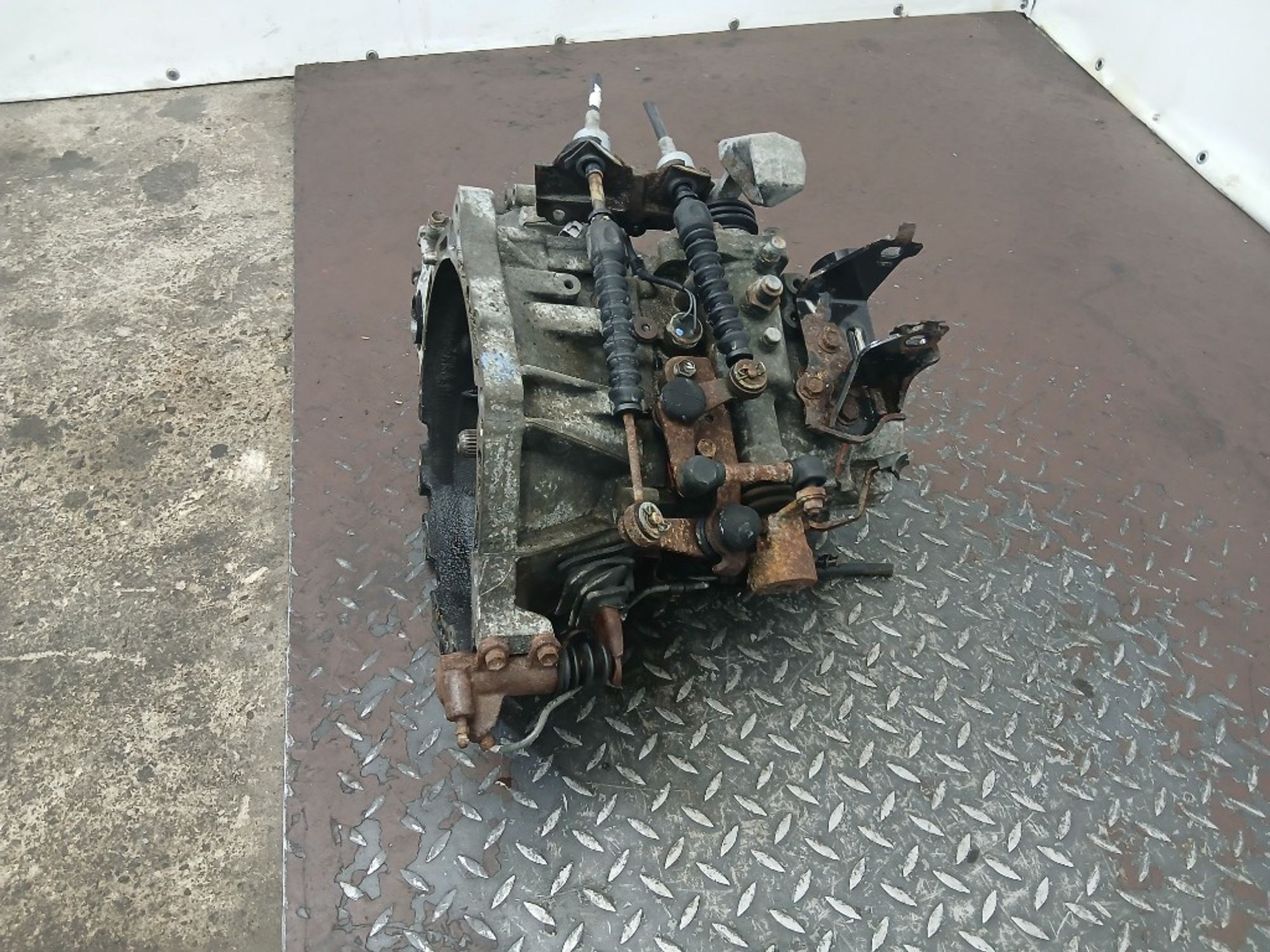 МКПП Toyota Auris 1ZR-FE 3311102020, 30000 рублей, Москва