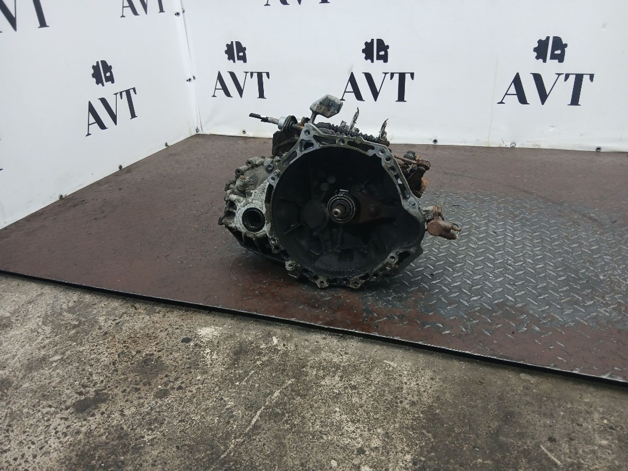 МКПП Toyota Auris 1ZR-FE 3311102020, 30000 рублей, Москва