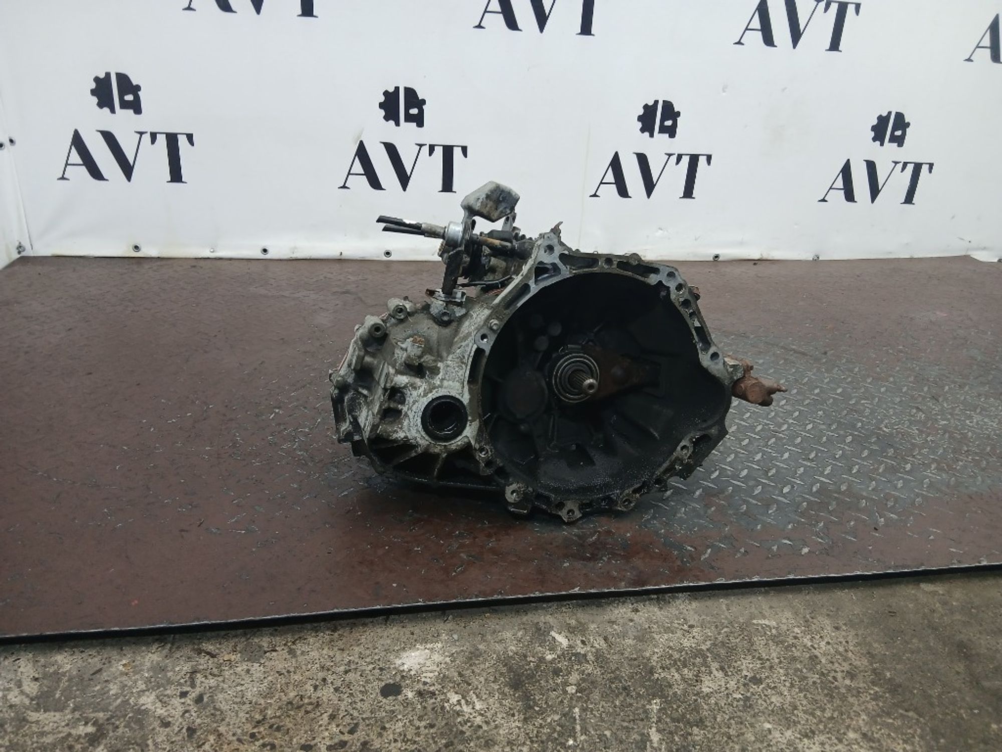 МКПП Toyota Auris 1ZR-FE 3311102020, 30000 рублей, Москва