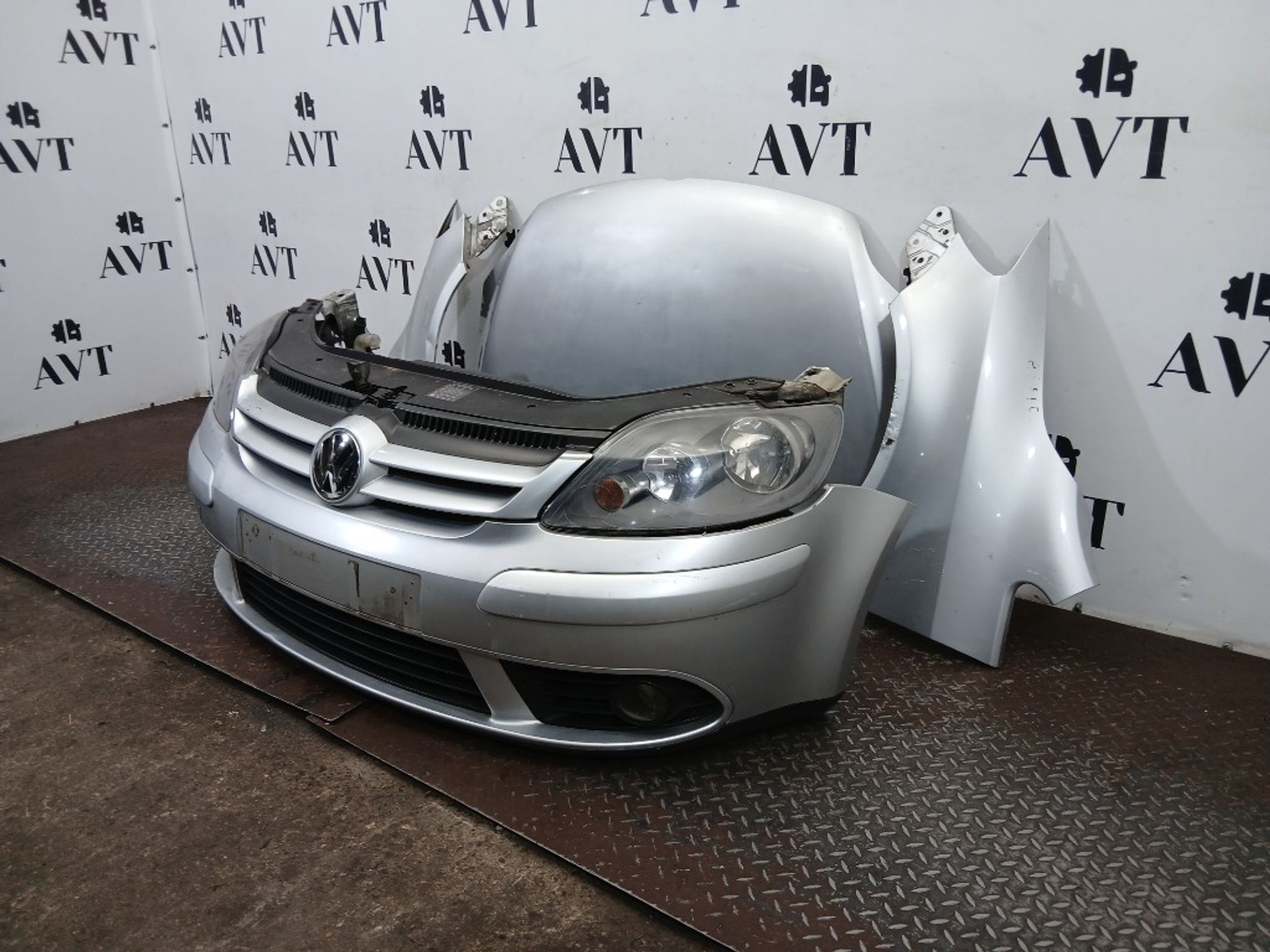 Ноускат (Nose Cut) Volkswagen Golf Plus 5M0807221, 90000 рублей, Москва