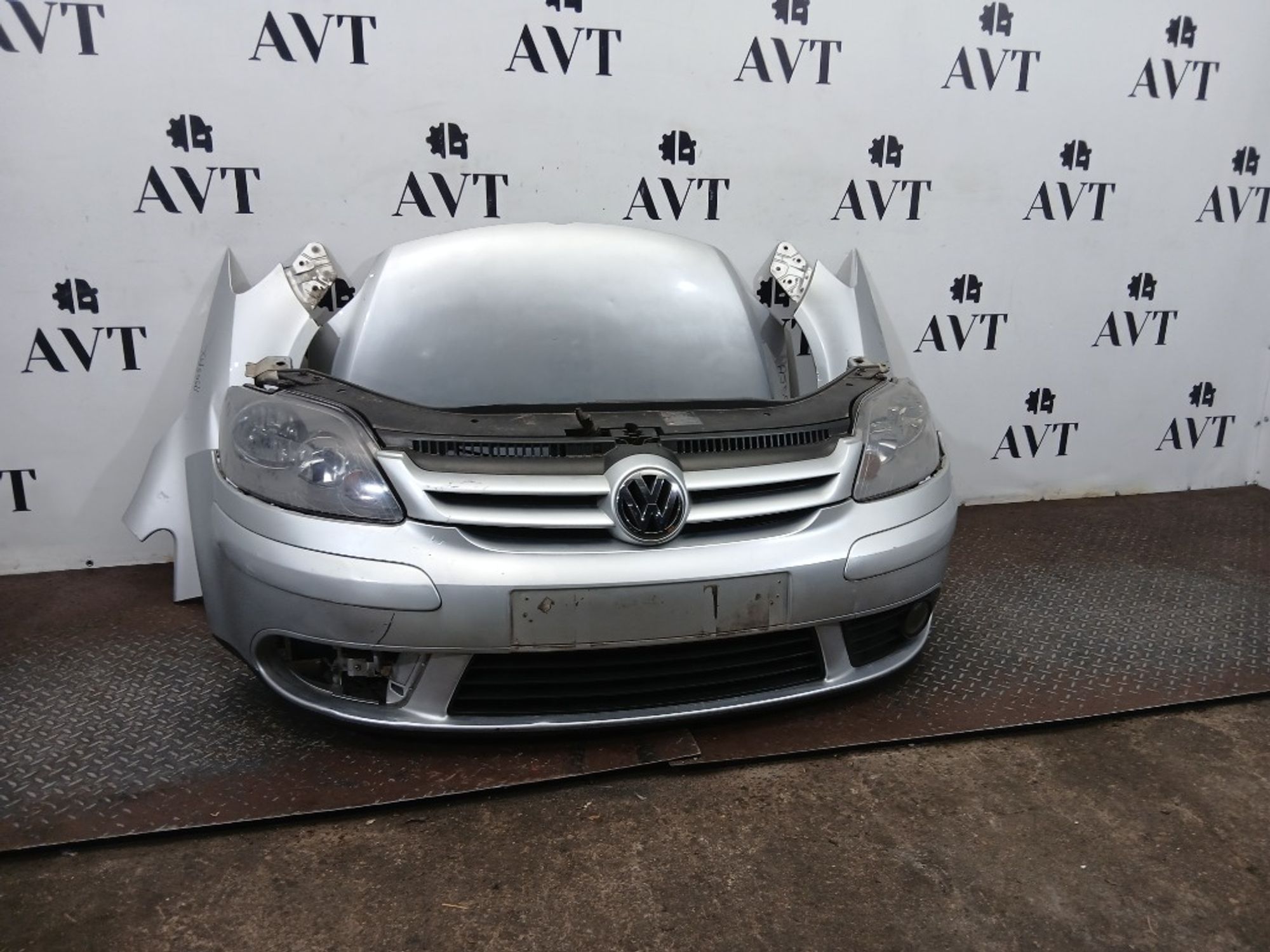 Ноускат (Nose Cut) Volkswagen Golf Plus 5M0807221, 90000 рублей, Москва