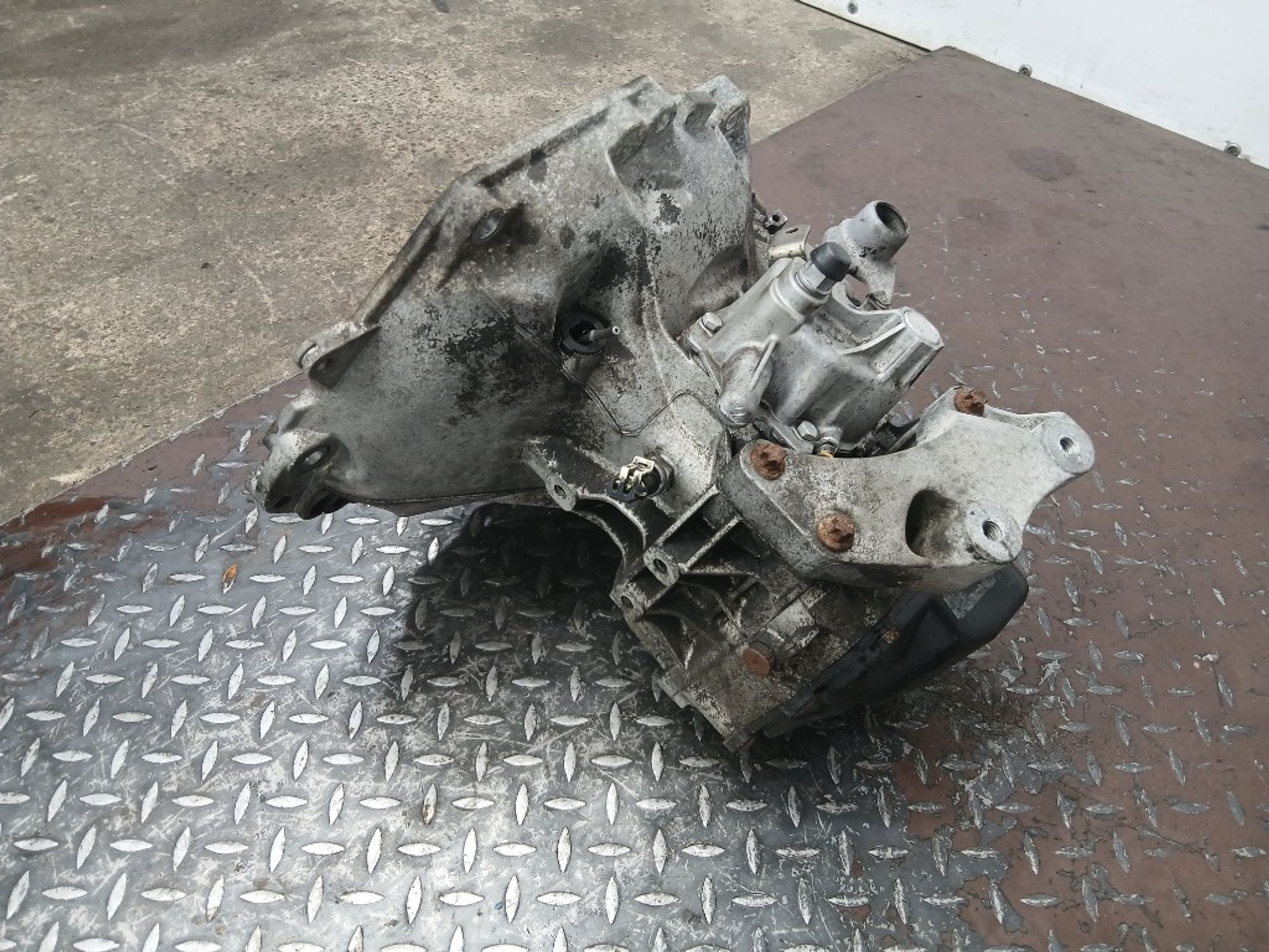 МКПП Opel Corsa Z12XEP F13W429, 9000 рублей, Москва