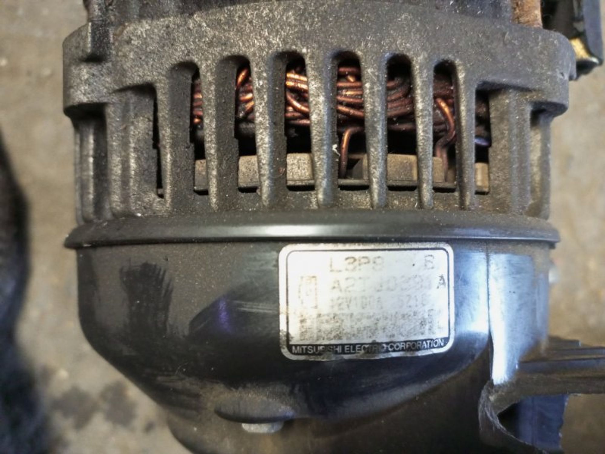 https://ycs.partsauto.market/partsauto-images/thmbs/84e14ca707935ccb1ed00cae054931e6/5b7ee1a12799220741de4a062090c7e5/bf8d8550cb38f7c35caaf9aabd574068.jpg
