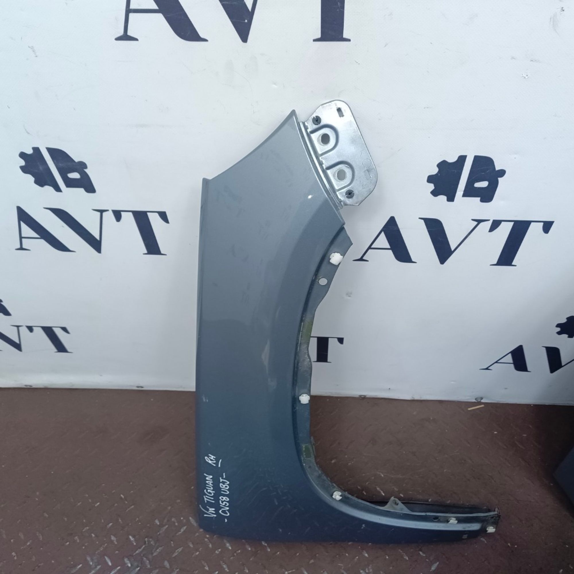 Ноускат (Nose Cut) Volkswagen Tiguan 5N0807217GRU, 120000 рублей, Москва