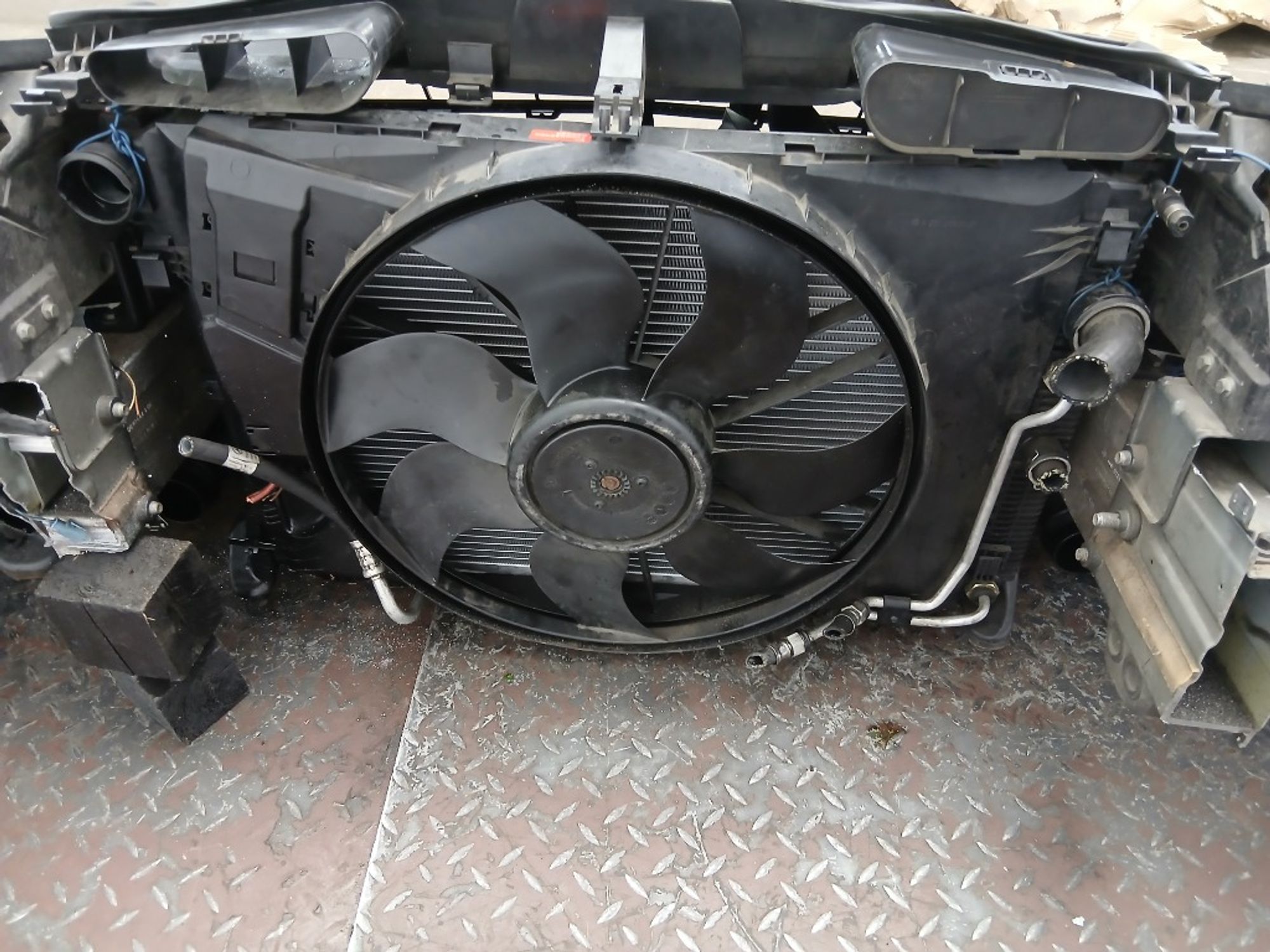 Ноускат (Nose Cut) Mercedes-Benz E-Class W212 A21288019409999, 175000 рублей, Москва