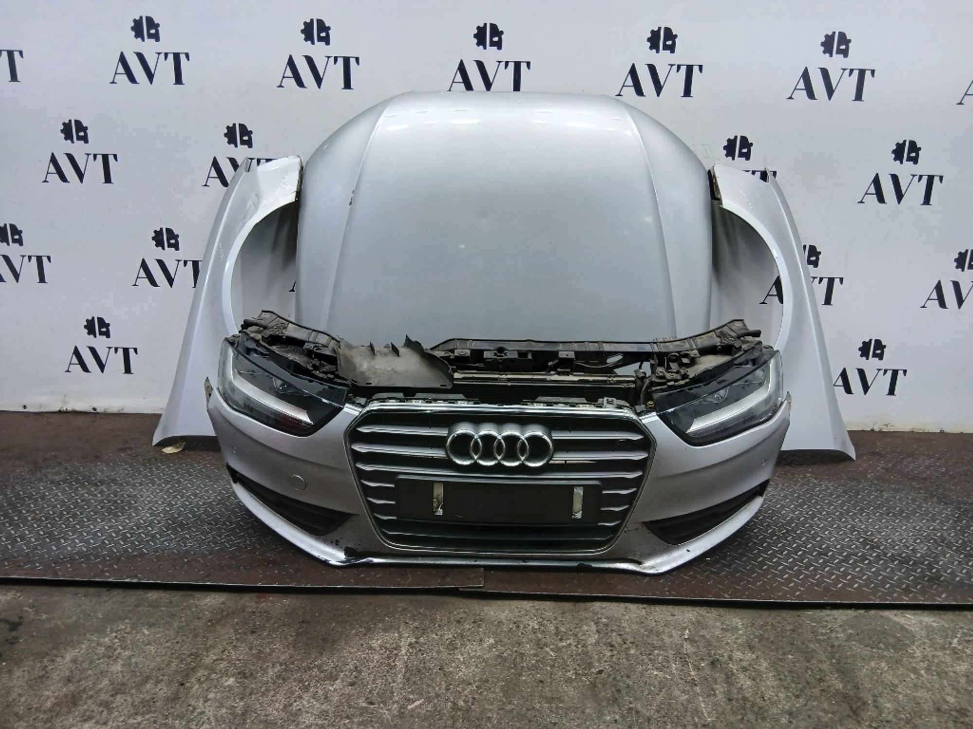 Ноускат (Nose Cut) Audi A4 B8 8K0807065D, 180000 рублей, Москва