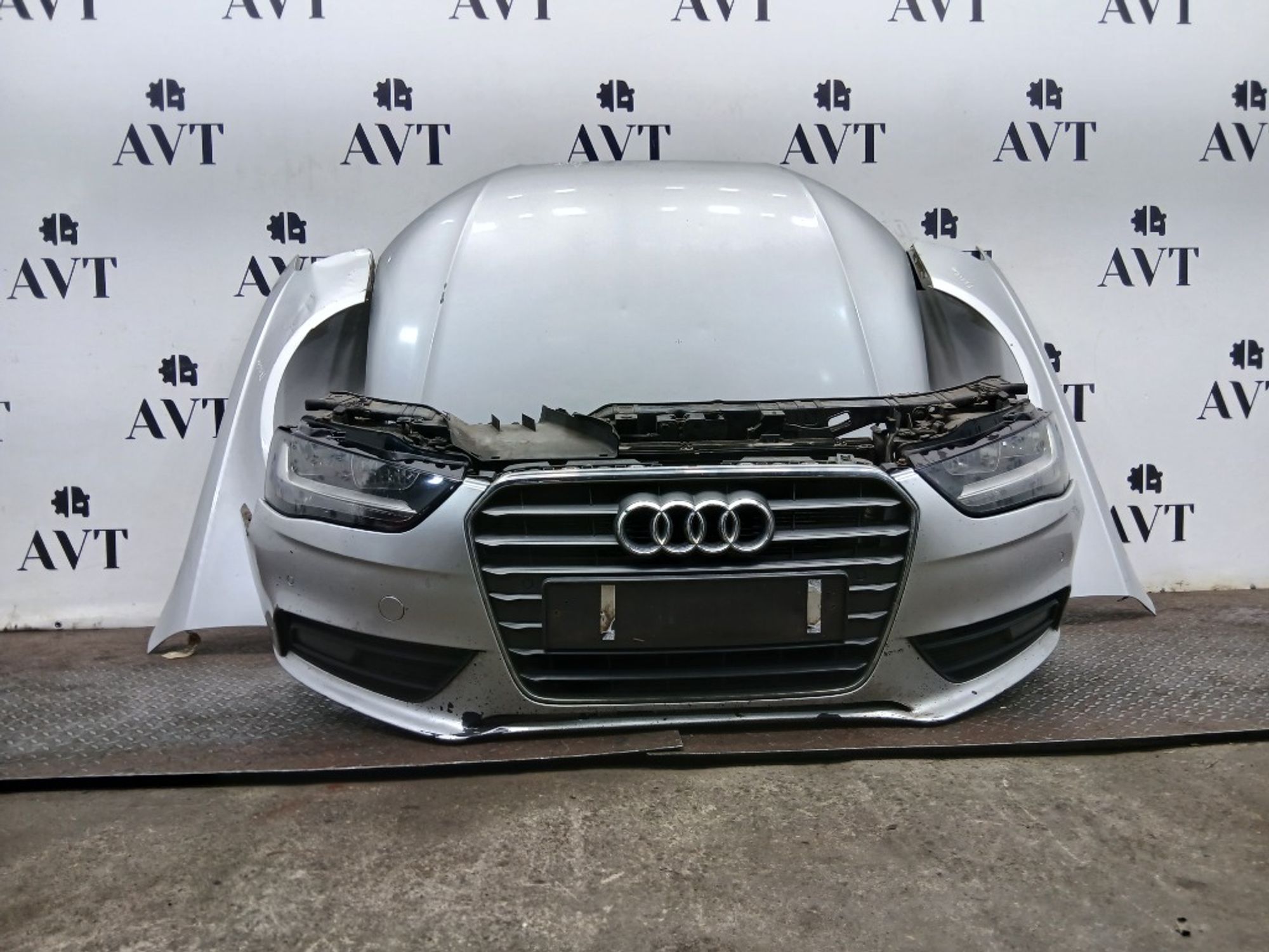 Ноускат (Nose Cut) Audi A4 B8 8K0807065D, 180000 рублей, Москва