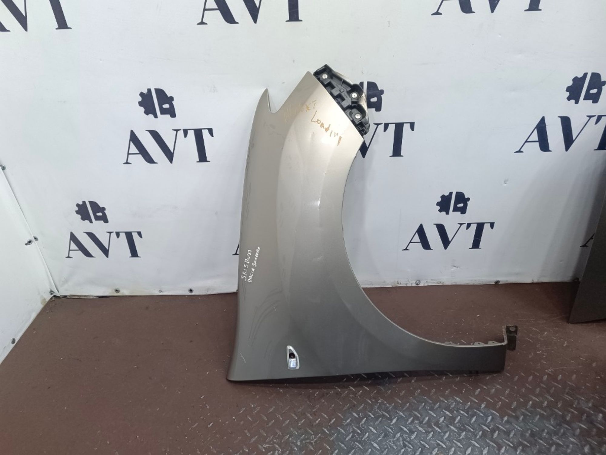Ноускат (Nose Cut) Renault Sandero 620223572R, 90000 рублей, Москва