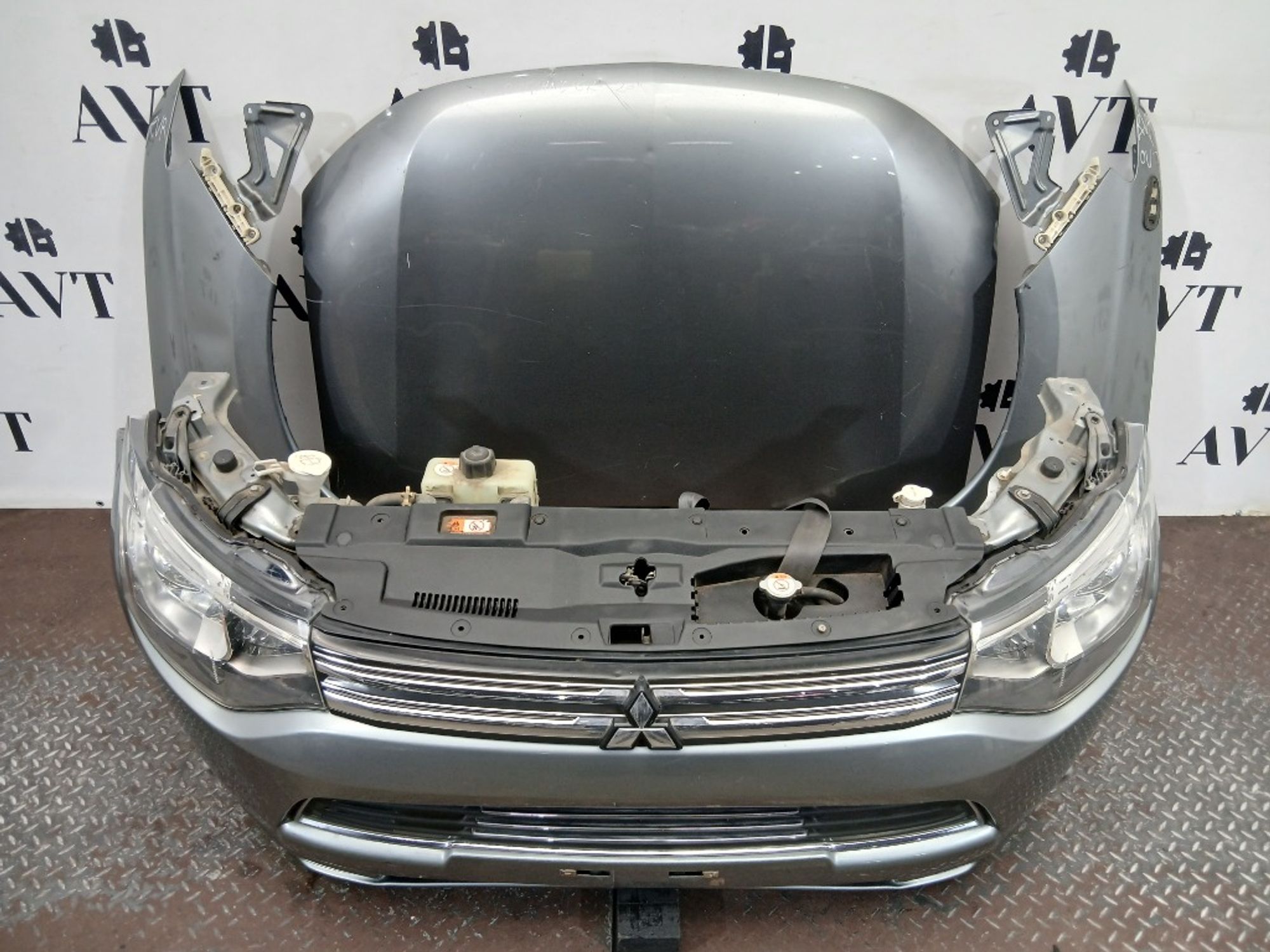 Ноускат (Nose Cut) Mitsubishi Outlander 3 6400G280, 210000 рублей, Москва