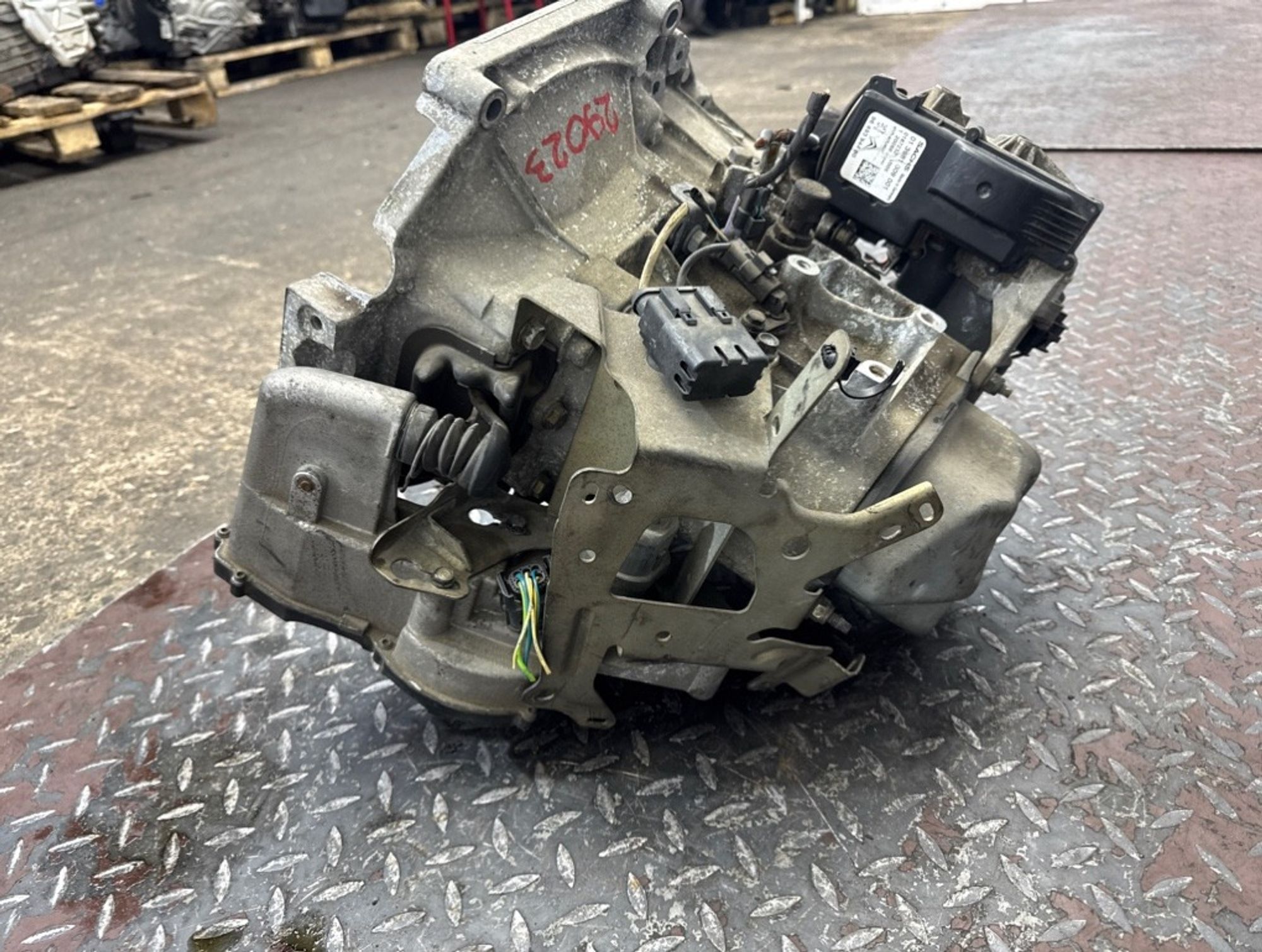 Робот РКПП Peugeot 206 TU5JP4 NFU 20291321, 30000 рублей, Москва