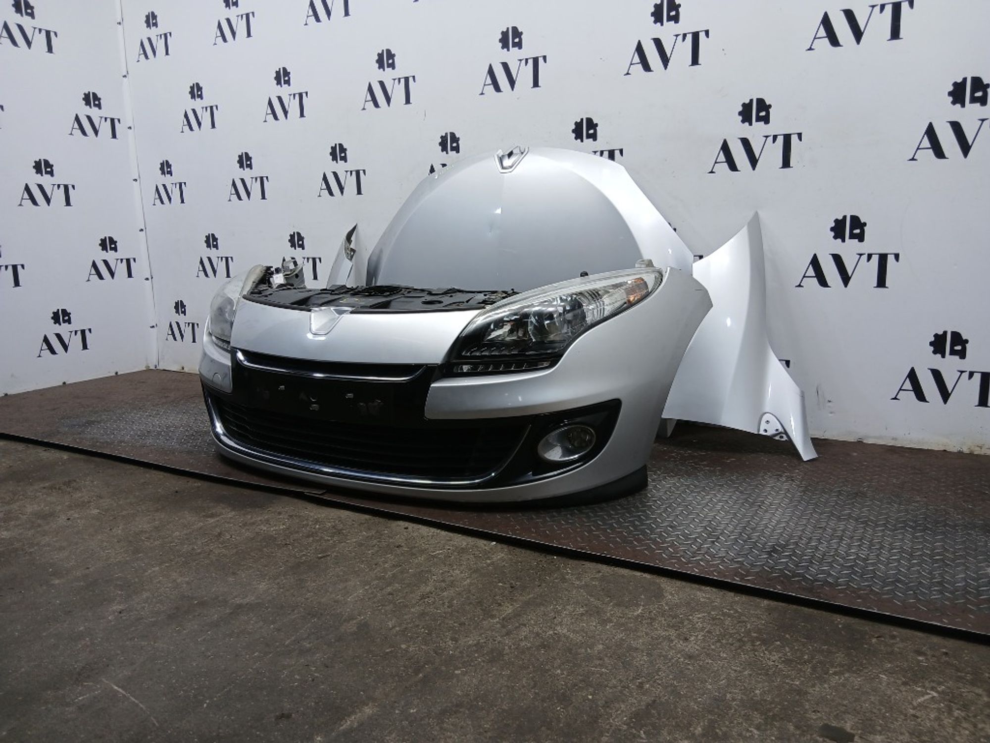Ноускат (Nose Cut) Renault Megane 3 620221750R, 150000 рублей, Москва