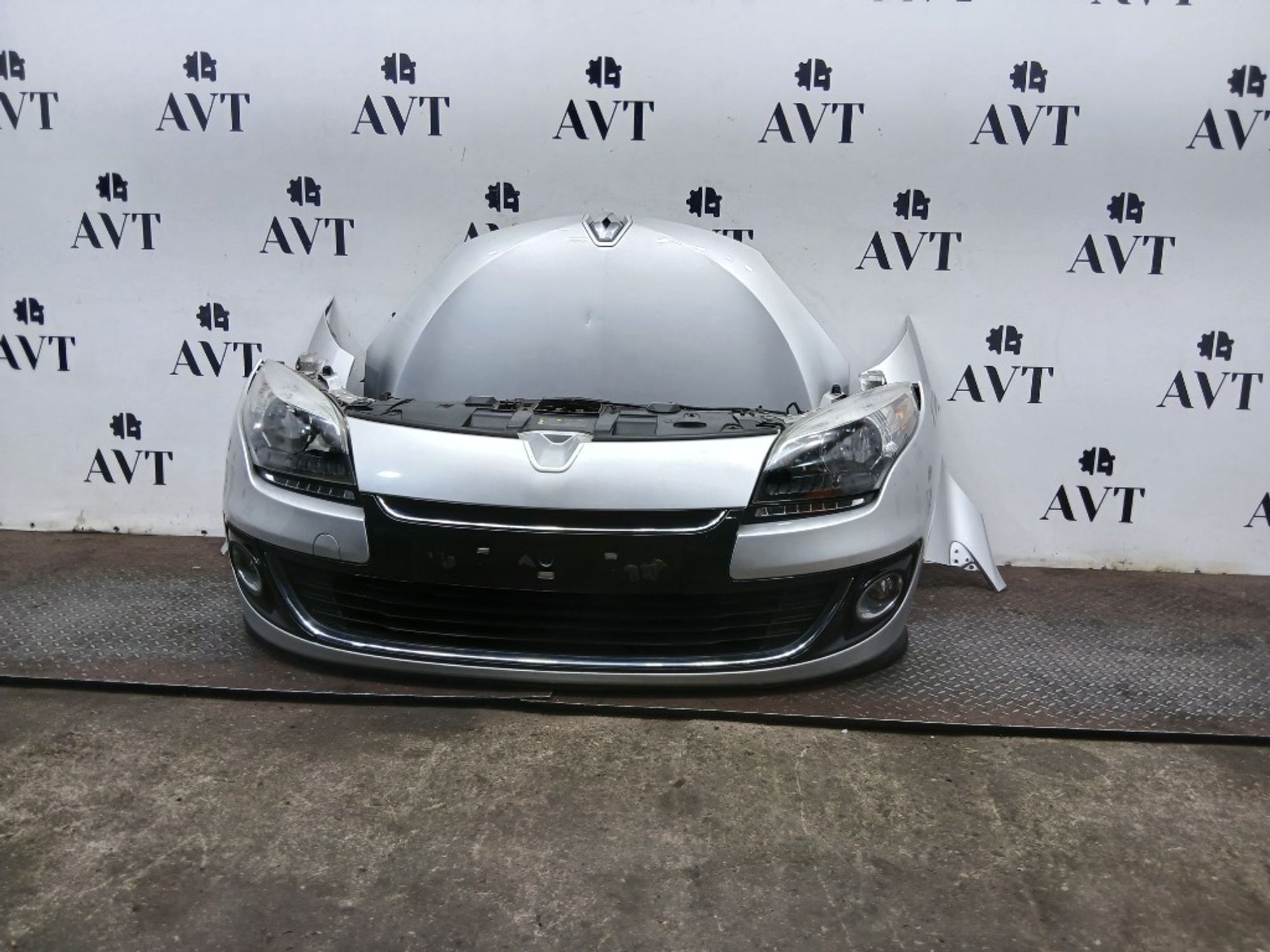 Ноускат (Nose Cut) Renault Megane 3 620221750R, 150000 рублей, Москва