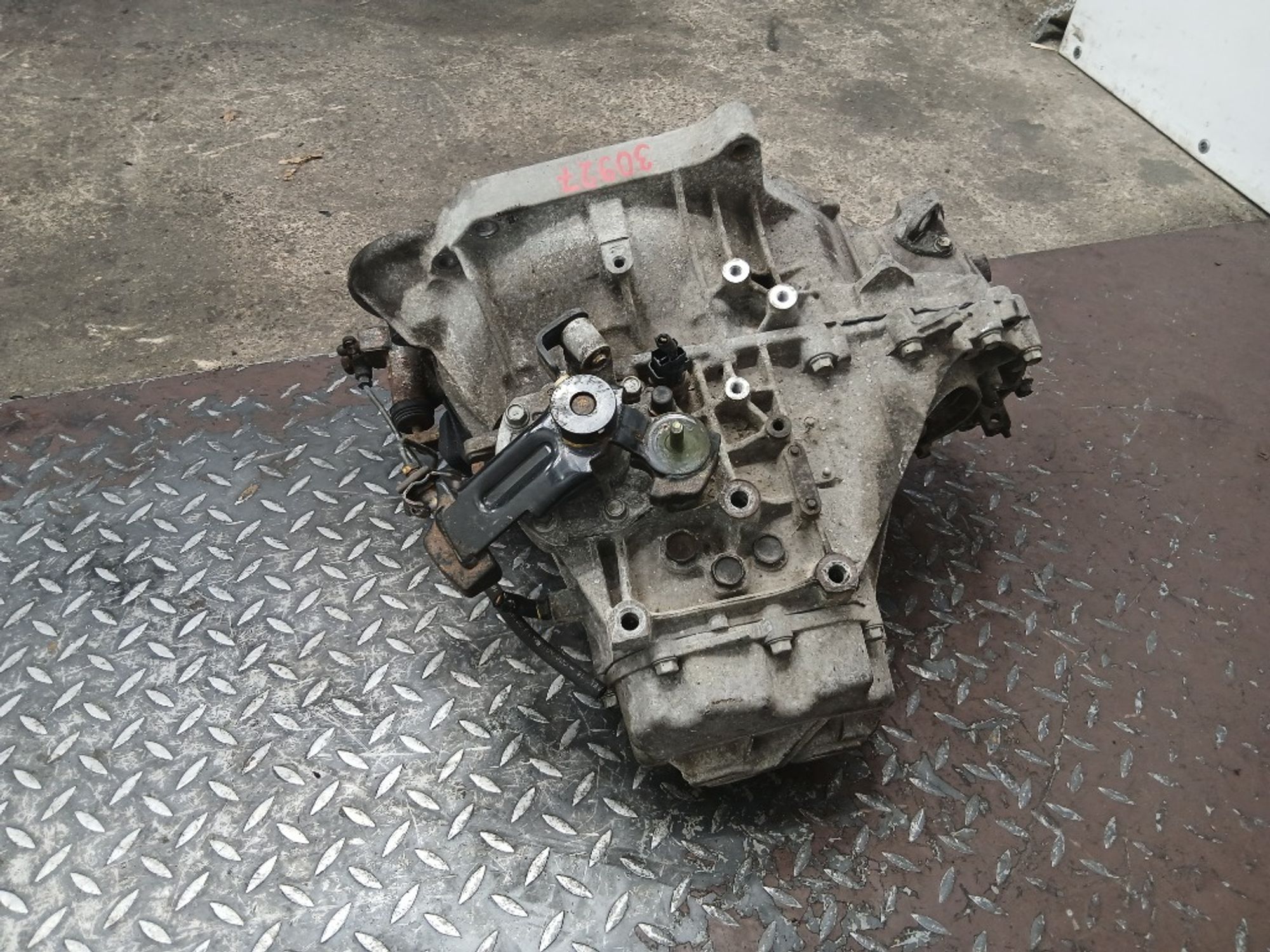 МКПП Hyundai I30 G4FA TZ730U, 40000 рублей, Москва