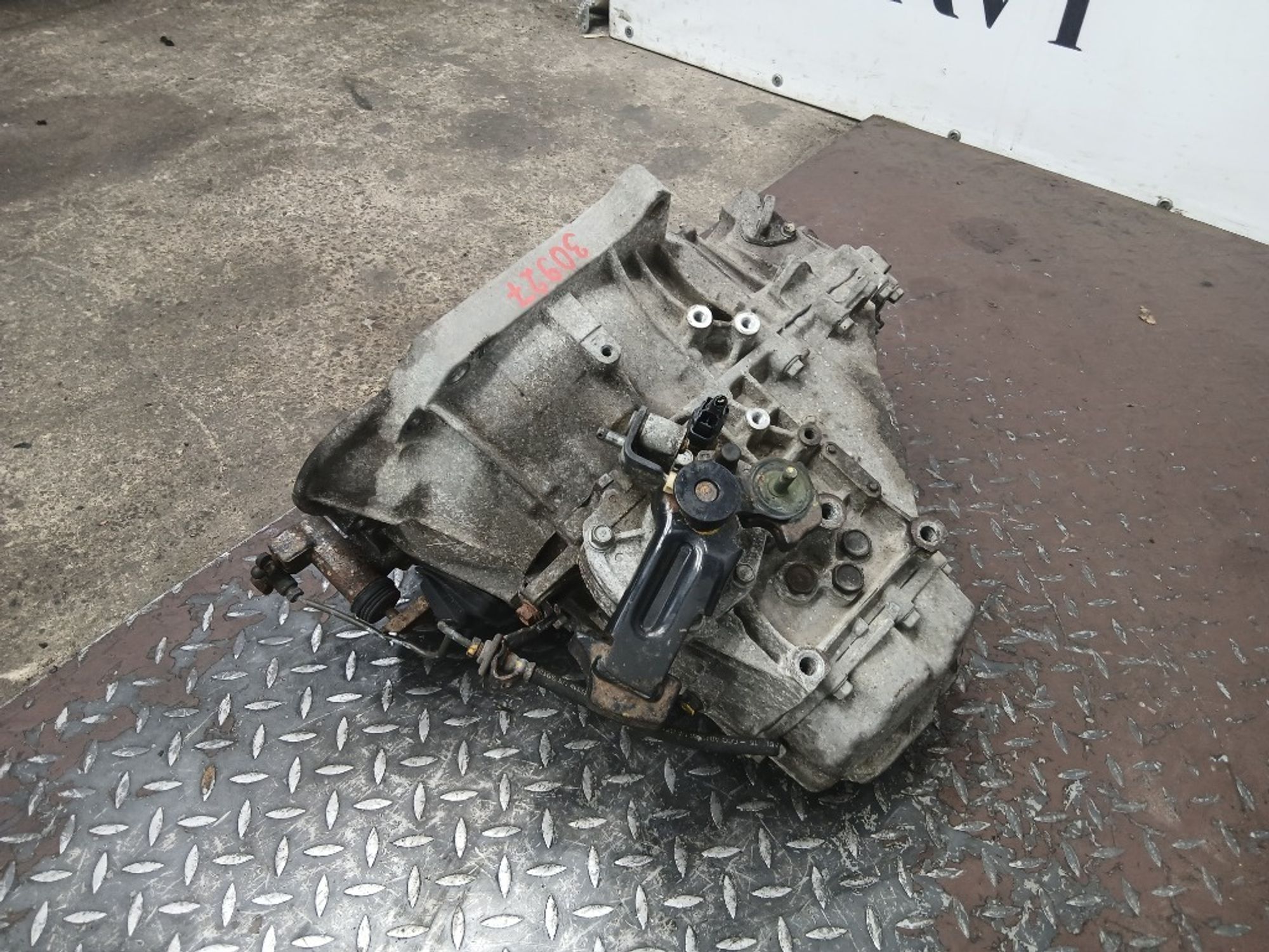 МКПП Hyundai I30 G4FA TZ730U, 40000 рублей, Москва