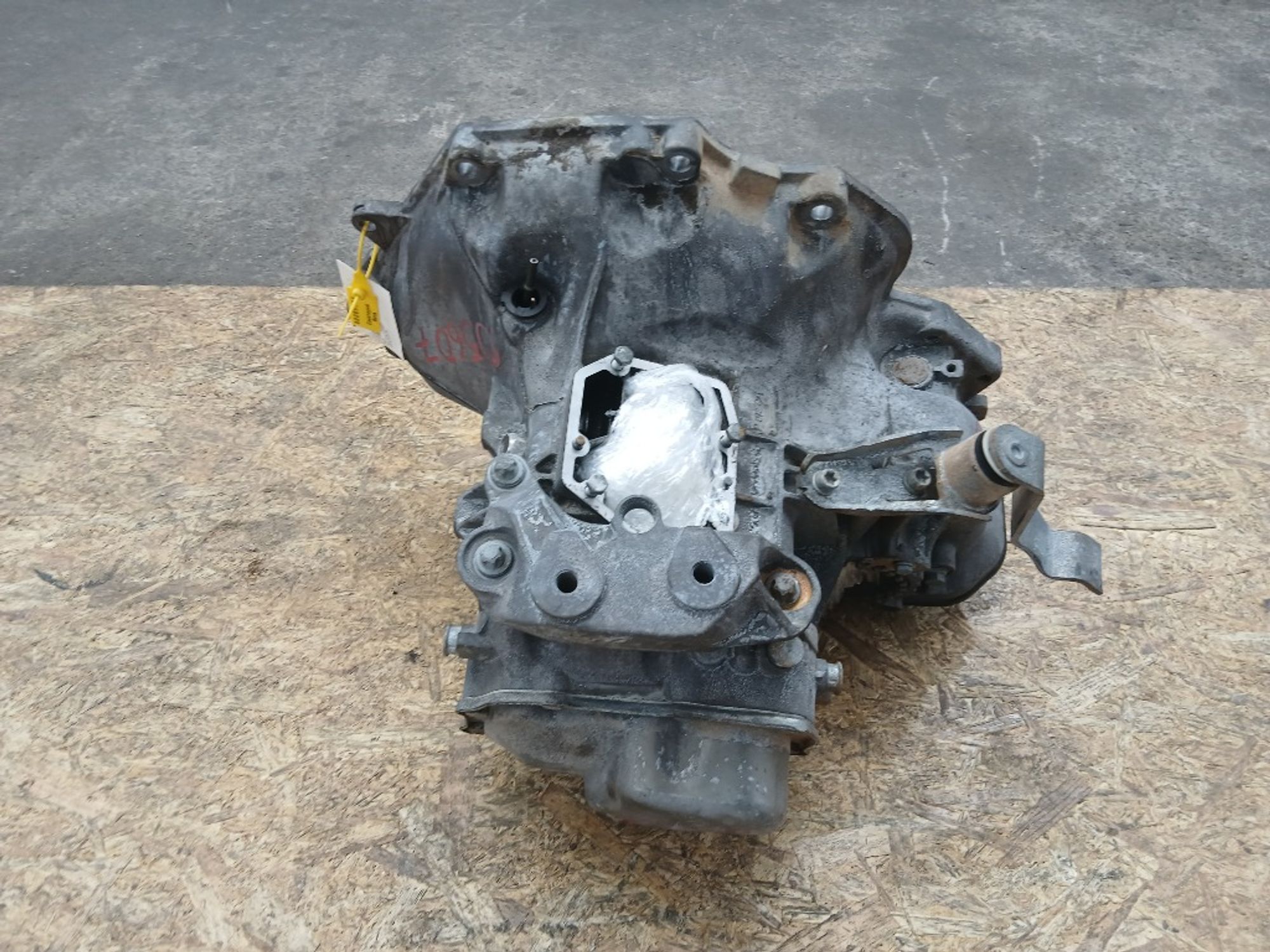 МКПП Opel Corsa C Z14XEP F13C374, 9000 рублей, Москва