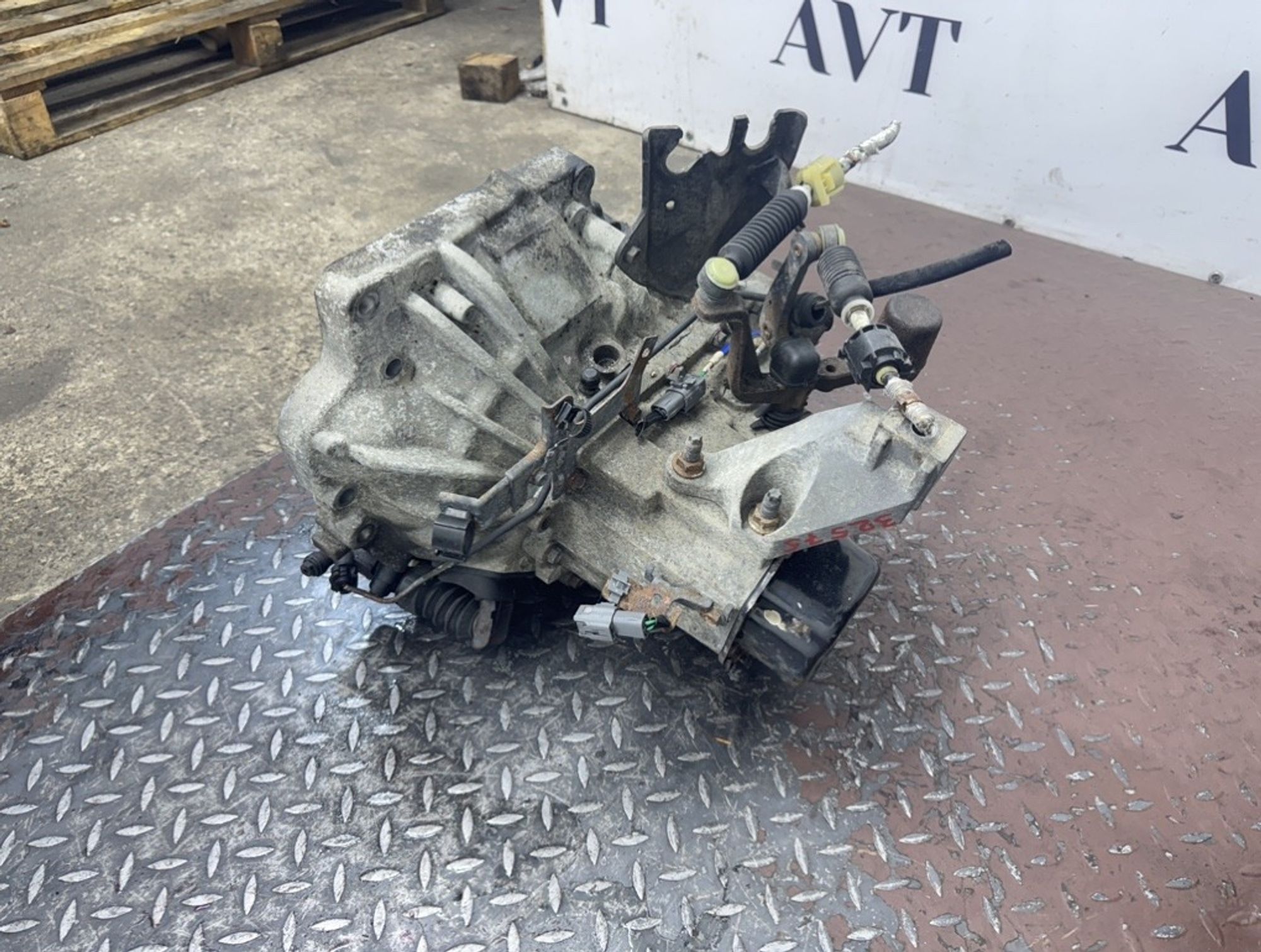 МКПП Mazda 3 BK Z6 8TH0205892, 12000 рублей, Москва