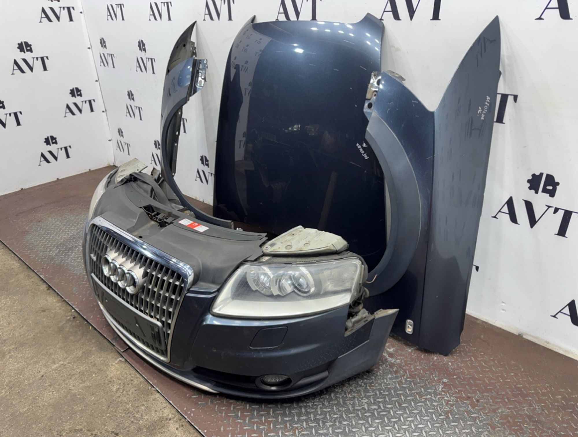 Ноускат (Nose Cut) Audi A6 ALLROAD С6 4F0807105F, 145000 рублей, Москва