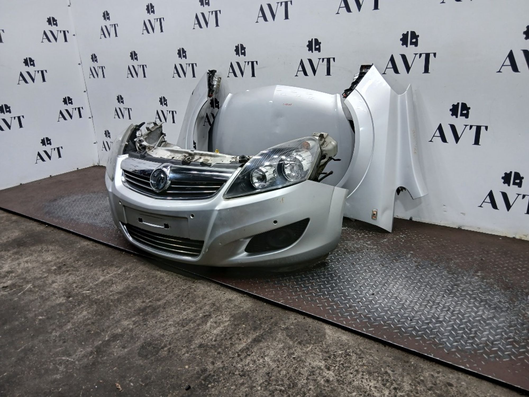 Ноускат (Nose Cut) Opel Zafira B 13247273, 90000 рублей, Москва