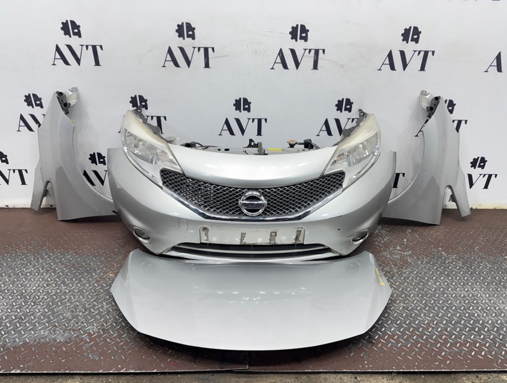 Ноускат (Nose Cut) Nissan Note E12 620223VA0H, 95000 рублей, Москва