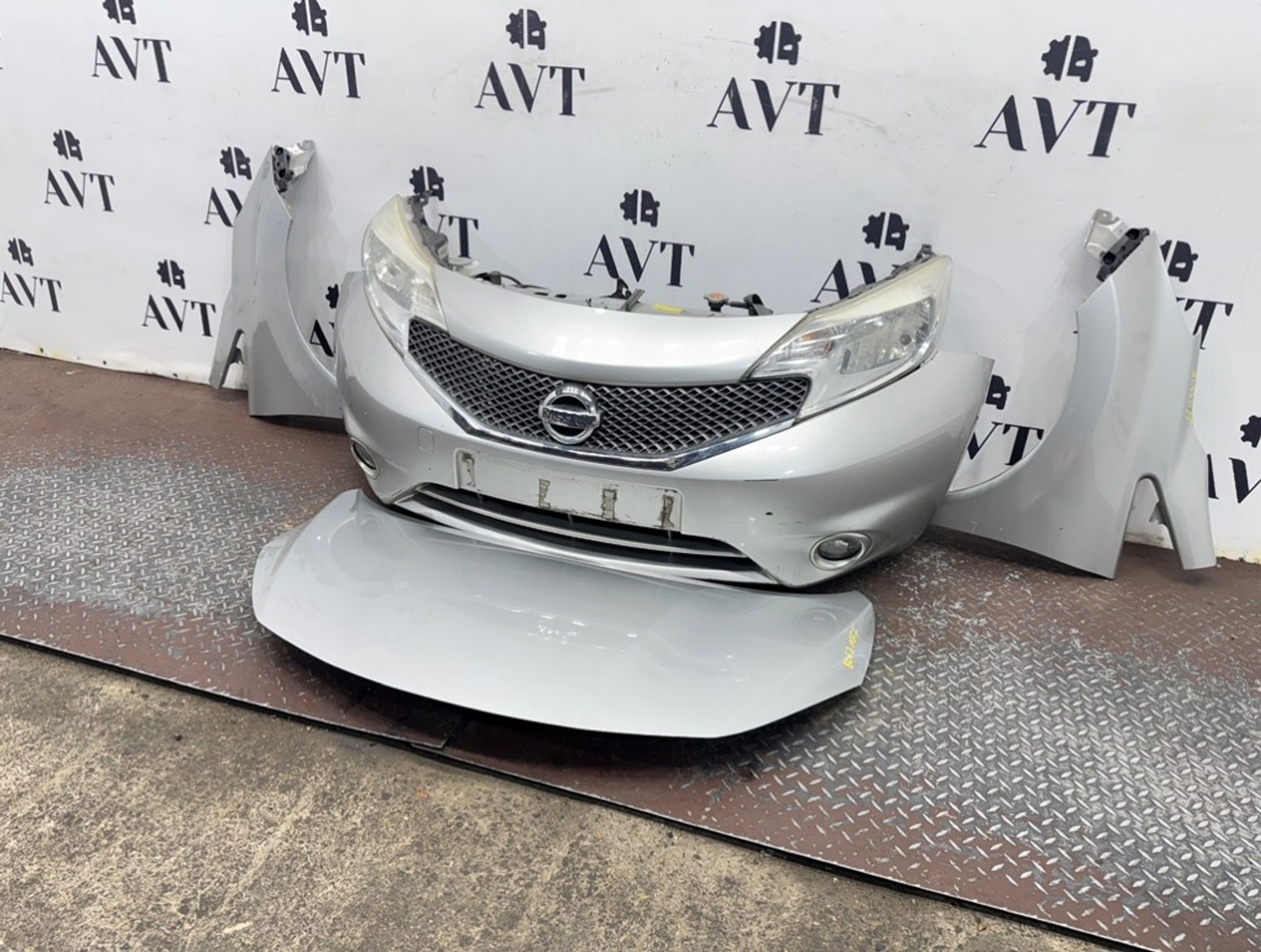 Ноускат (Nose Cut) Nissan Note E12 620223VA0H, 95000 рублей, Москва
