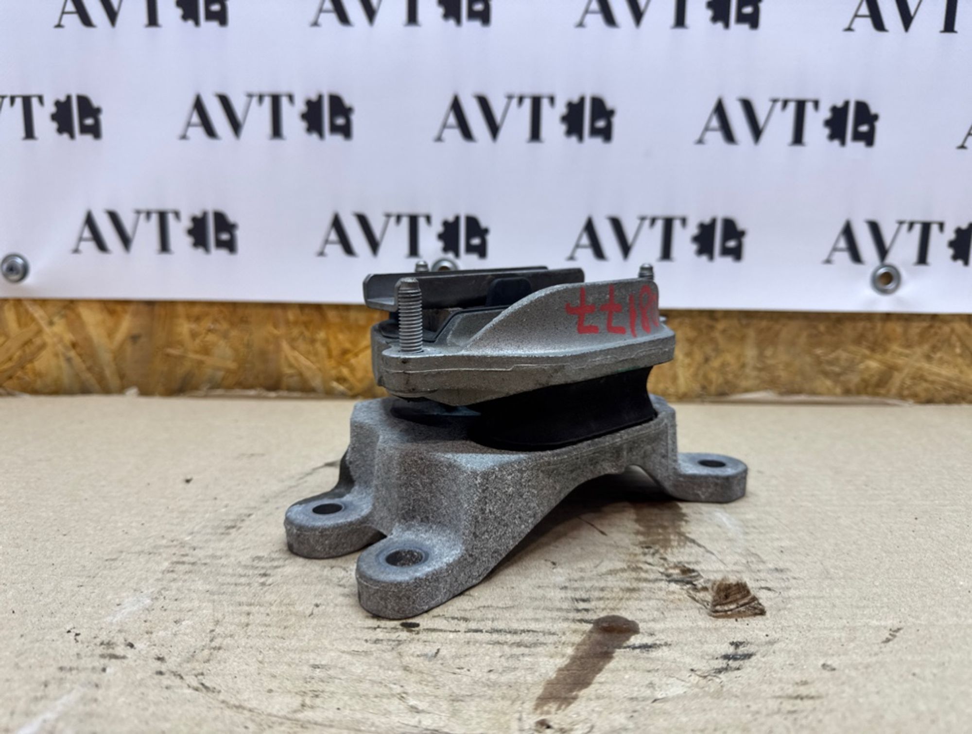 Подушка АКПП Audi A4 B8 CDN 8K0399151, 1000 рублей, Москва