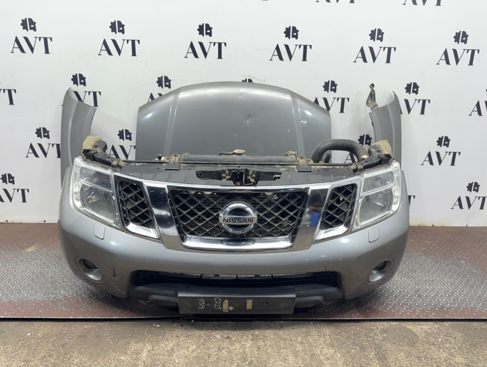 Ноускат (Nose Cut) Nissan Navara YD25 620225X00H, 165000 рублей, Москва