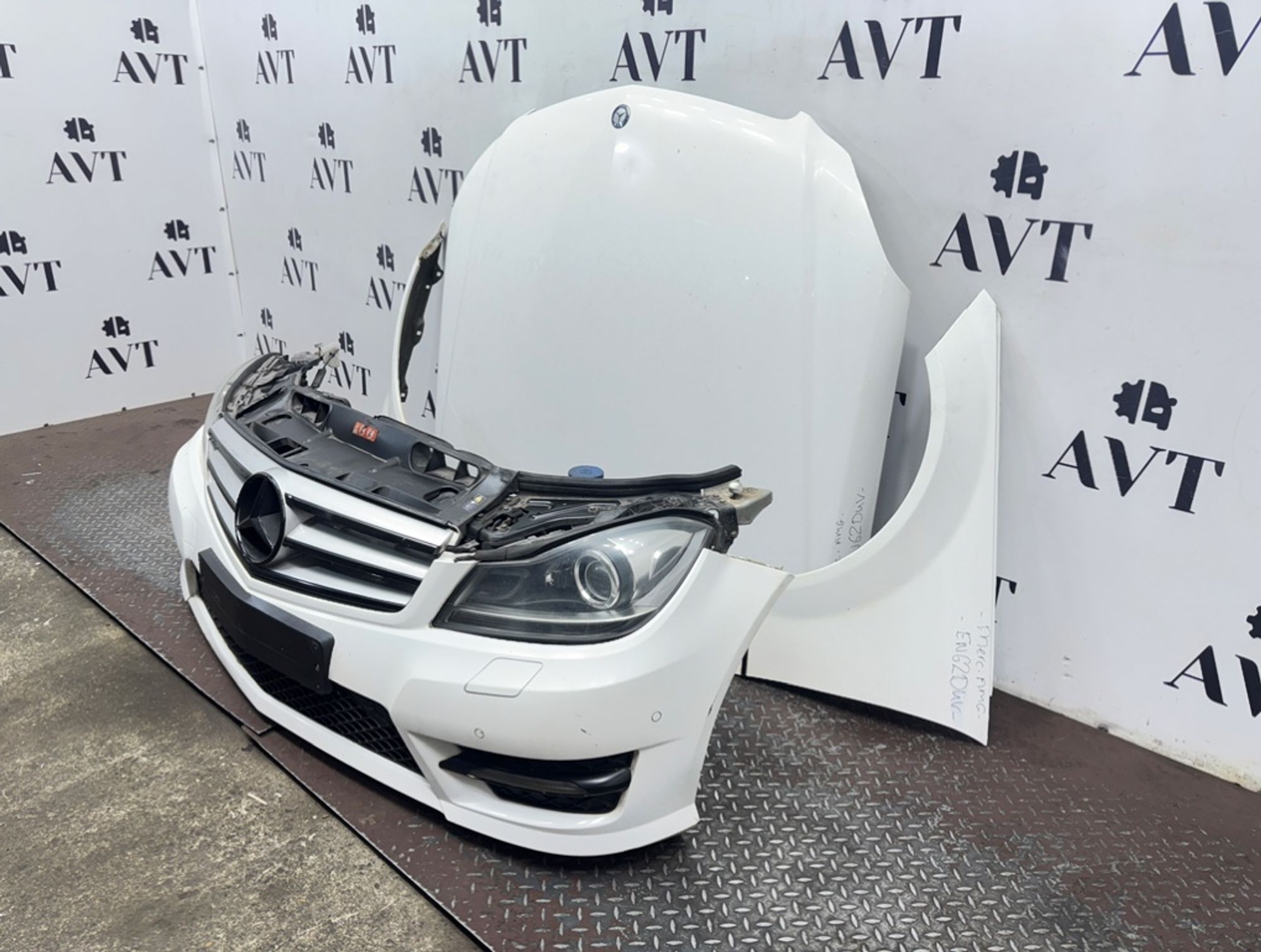 Ноускат (Nose Cut) Mercedes-Benz C-Class W204 A20488083479999, 195000 рублей, Москва