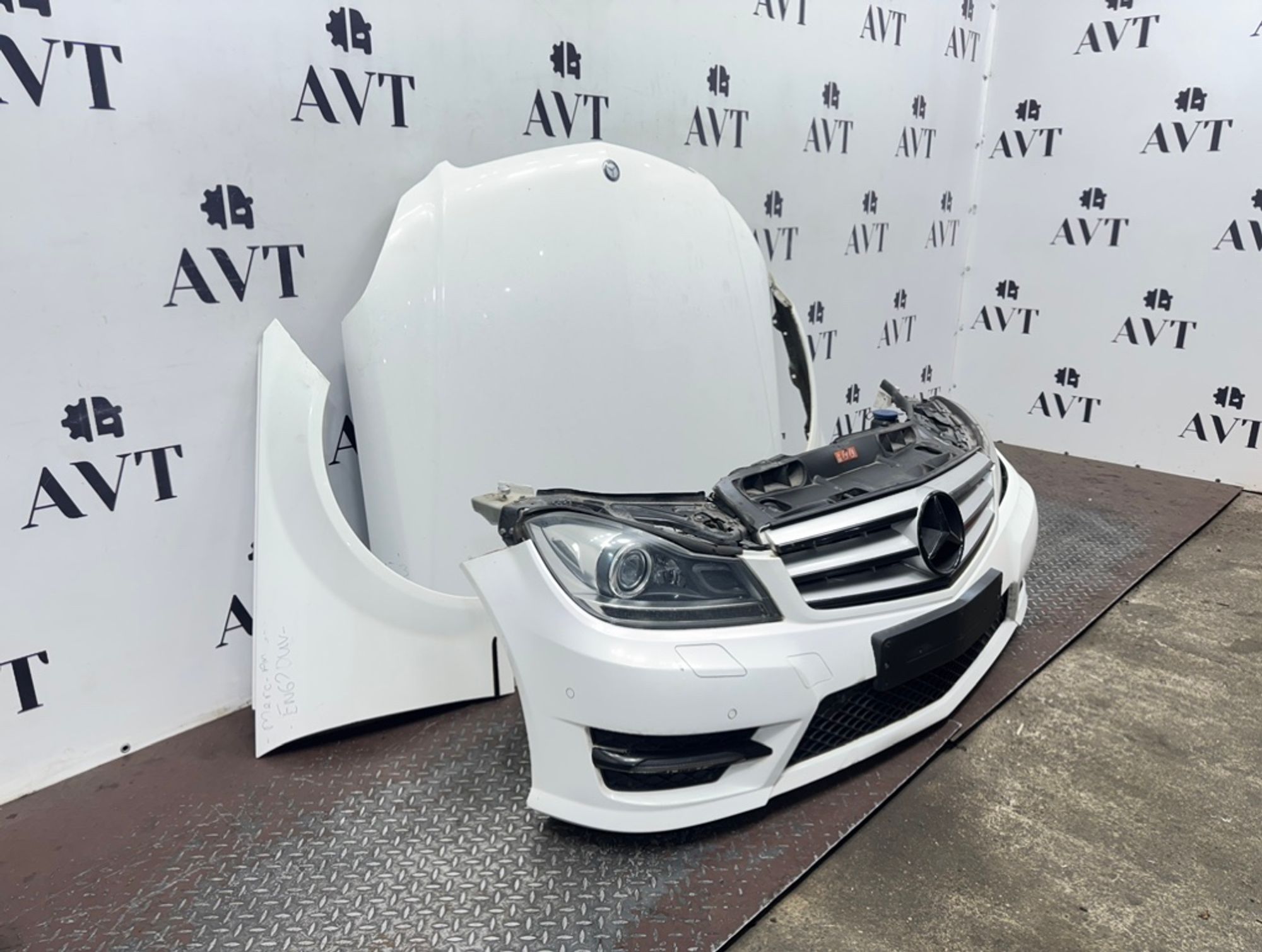 Ноускат (Nose Cut) Mercedes-Benz C-Class W204 A20488083479999, 195000 рублей, Москва