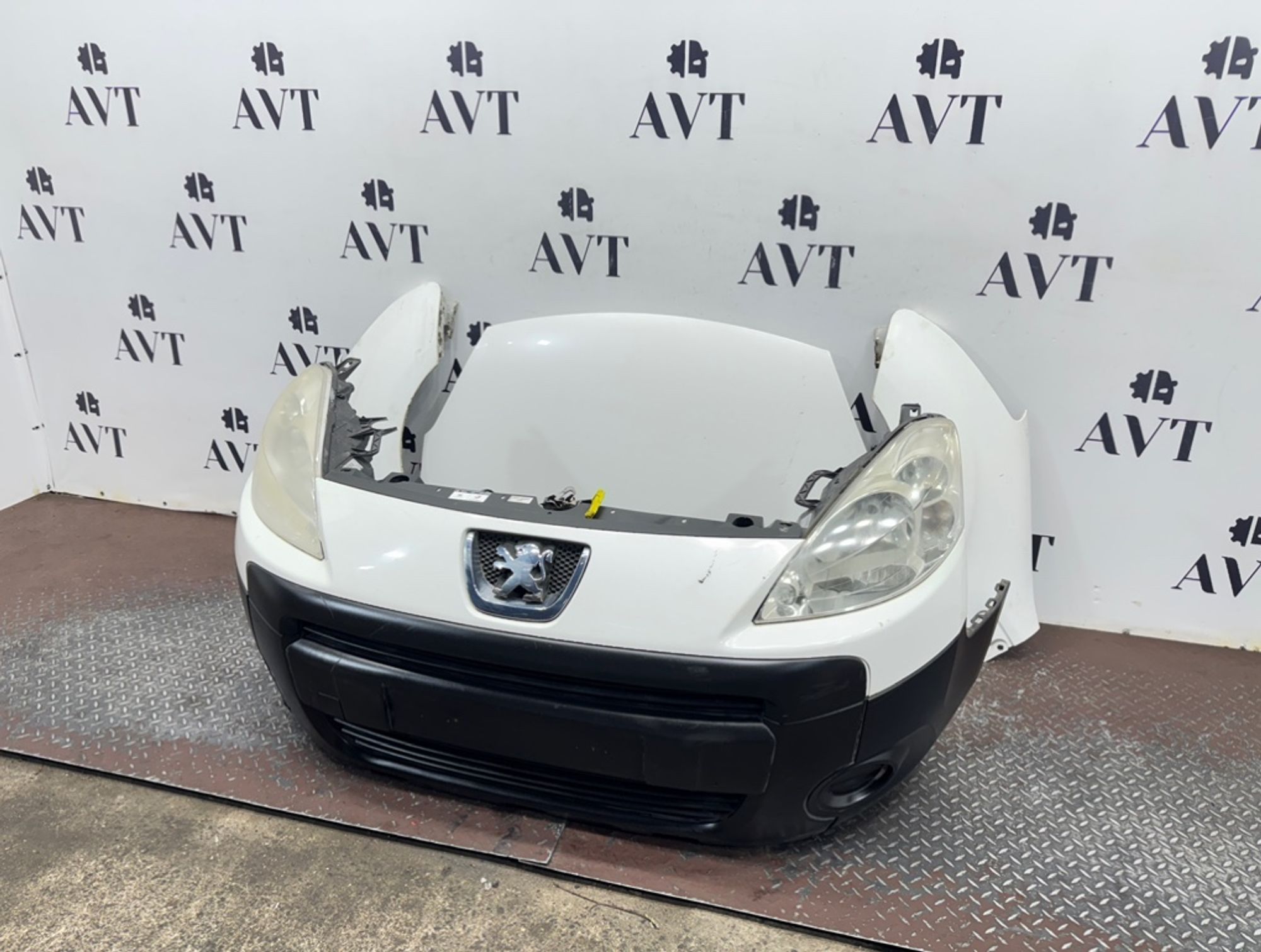 Ноускат (Nose Cut) Peugeot Partner 7401PT, 90000 рублей, Москва