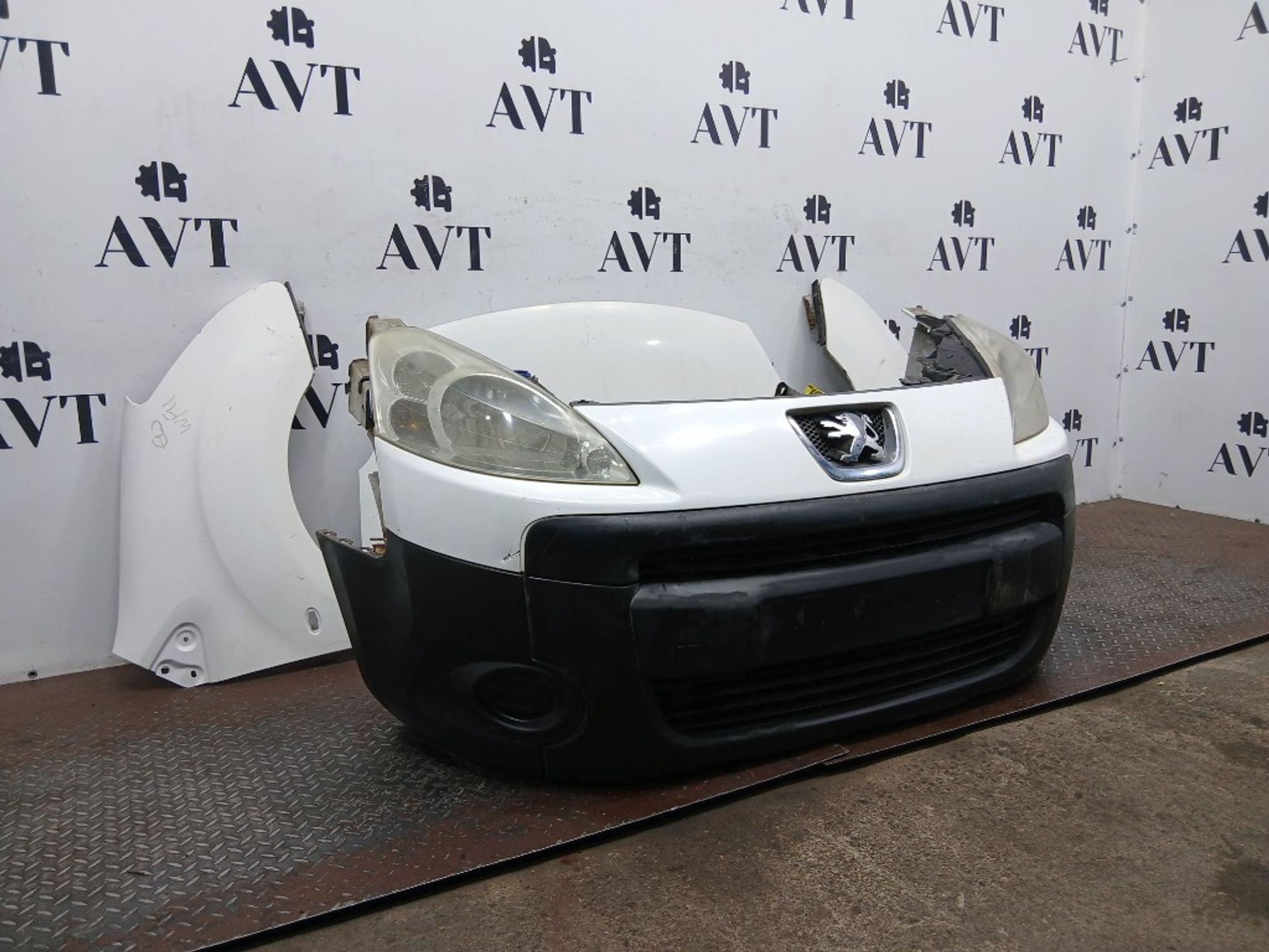 Ноускат (Nose Cut) Peugeot Partner 7401PT, 90000 рублей, Москва