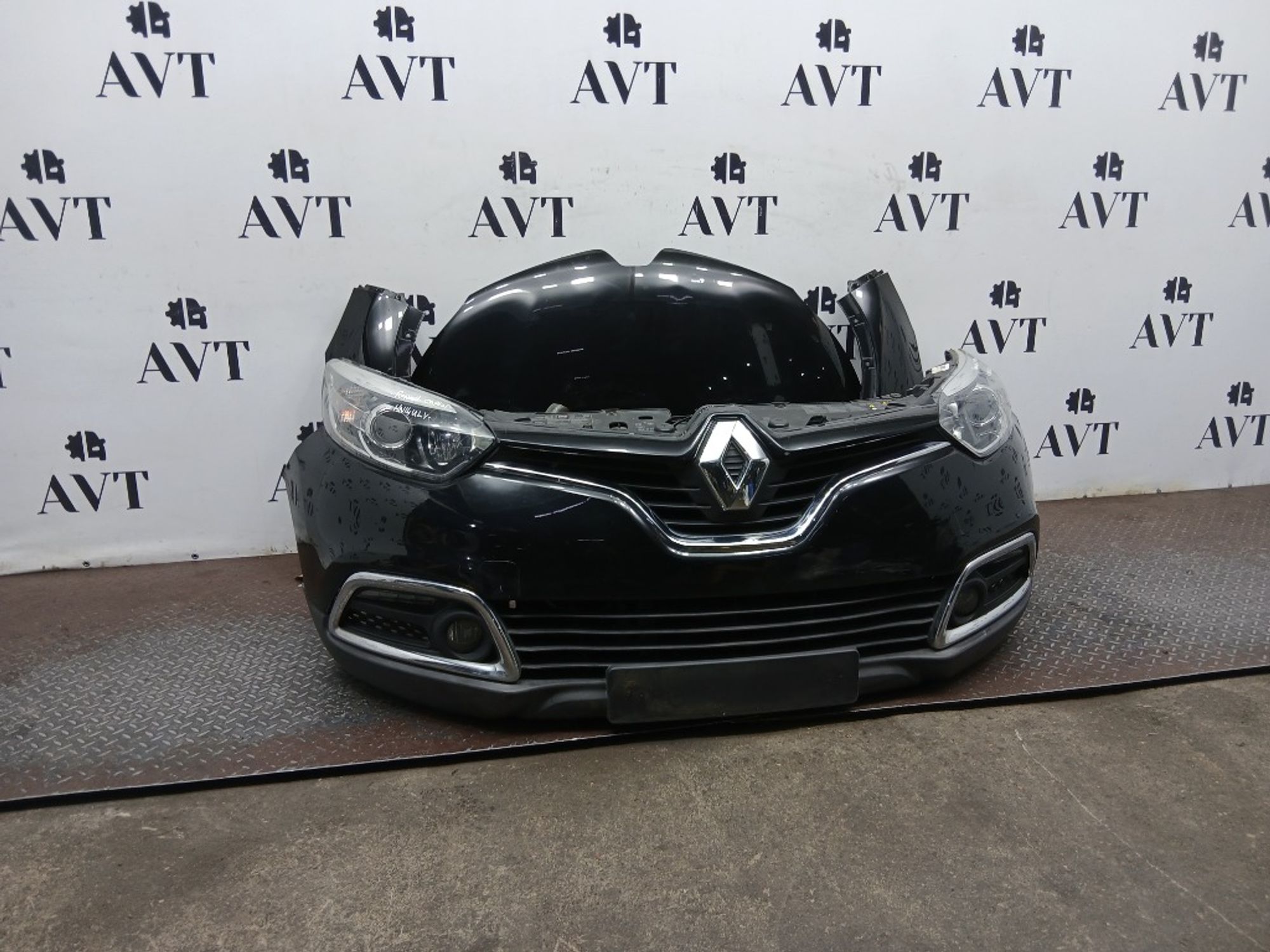 Ноускат (Nose Cut) Renault Kaptur 620222535R, 155000 рублей, Москва