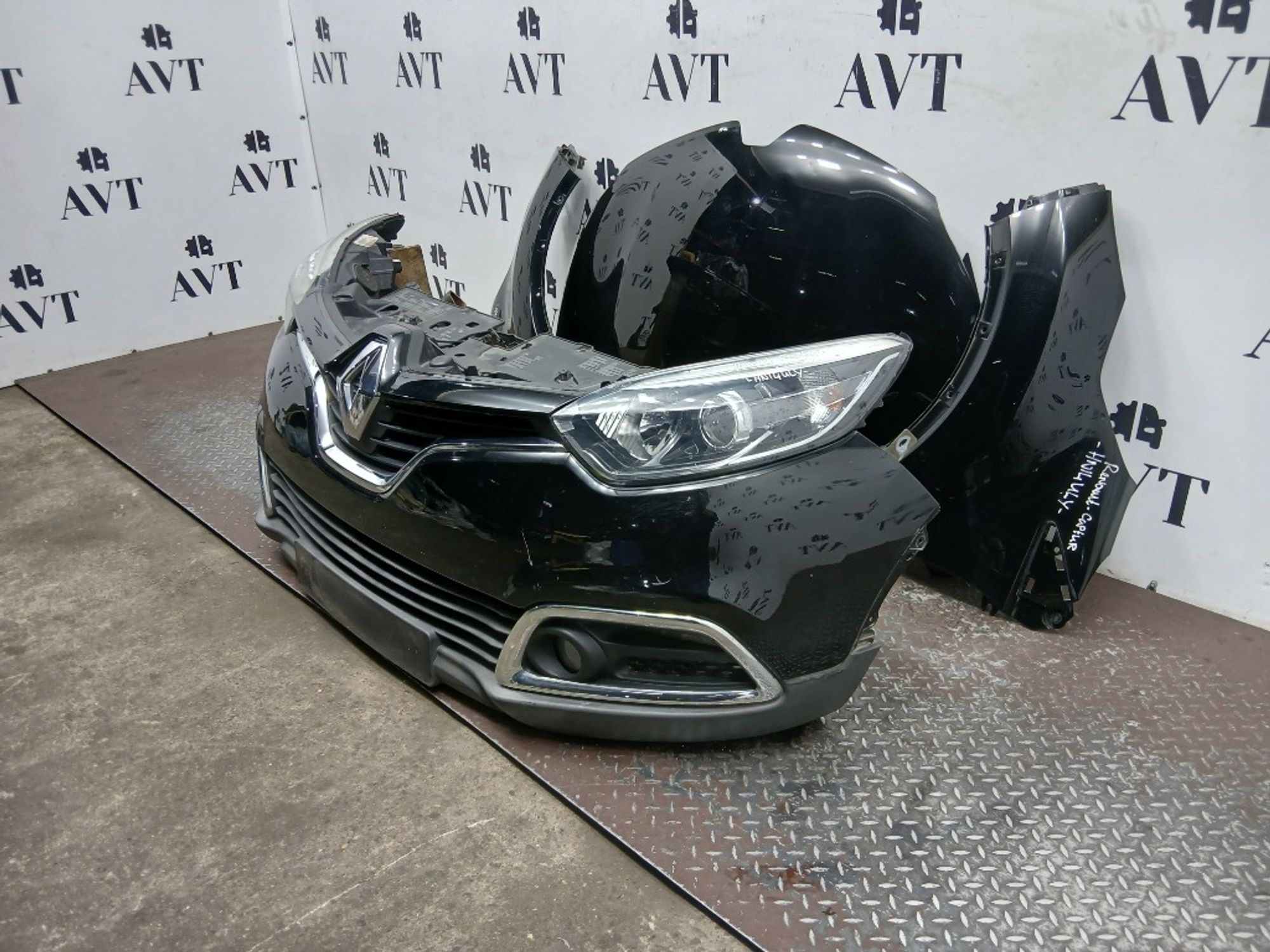 Ноускат (Nose Cut) Renault Kaptur 620222535R, 155000 рублей, Москва