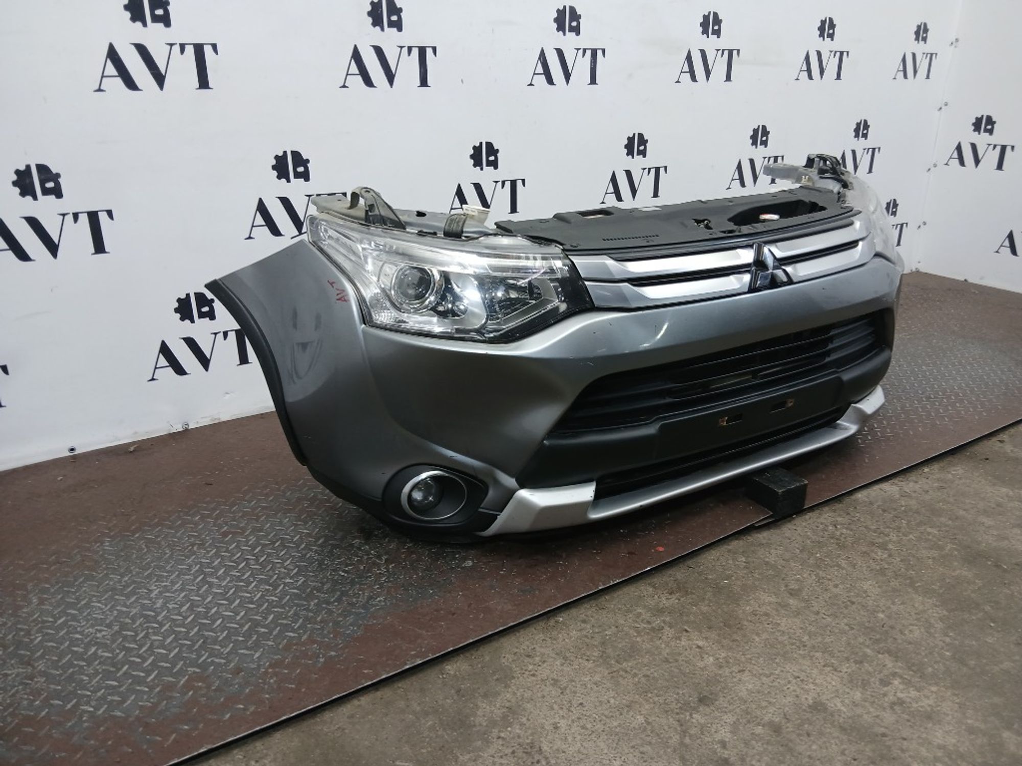 Ноускат (Nose Cut) Mitsubishi Outlander 3 6400G280, 175000 рублей, Москва