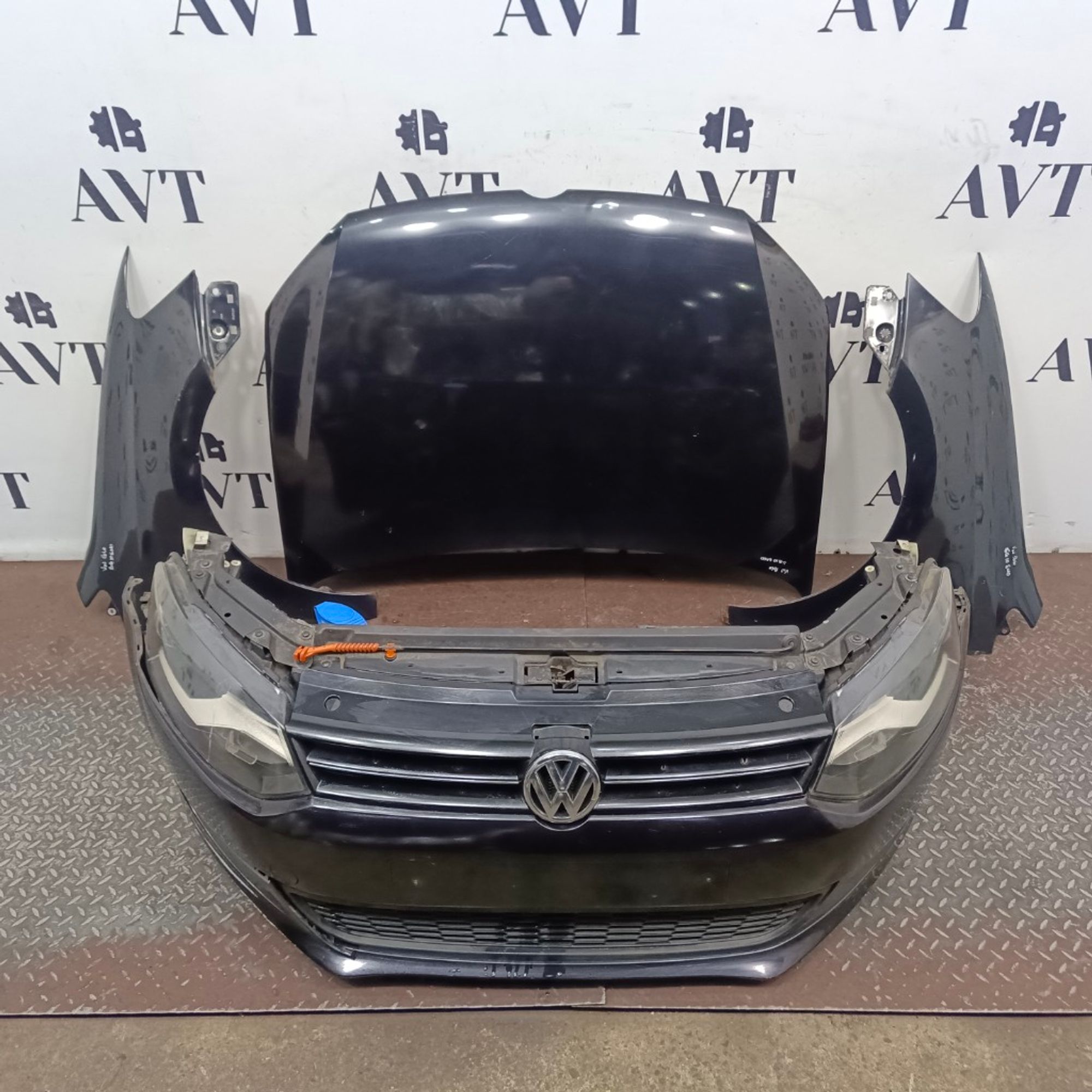 Ноускат (Nose Cut) Volkswagen Polo 5C6807217C, 90000 рублей, Москва
