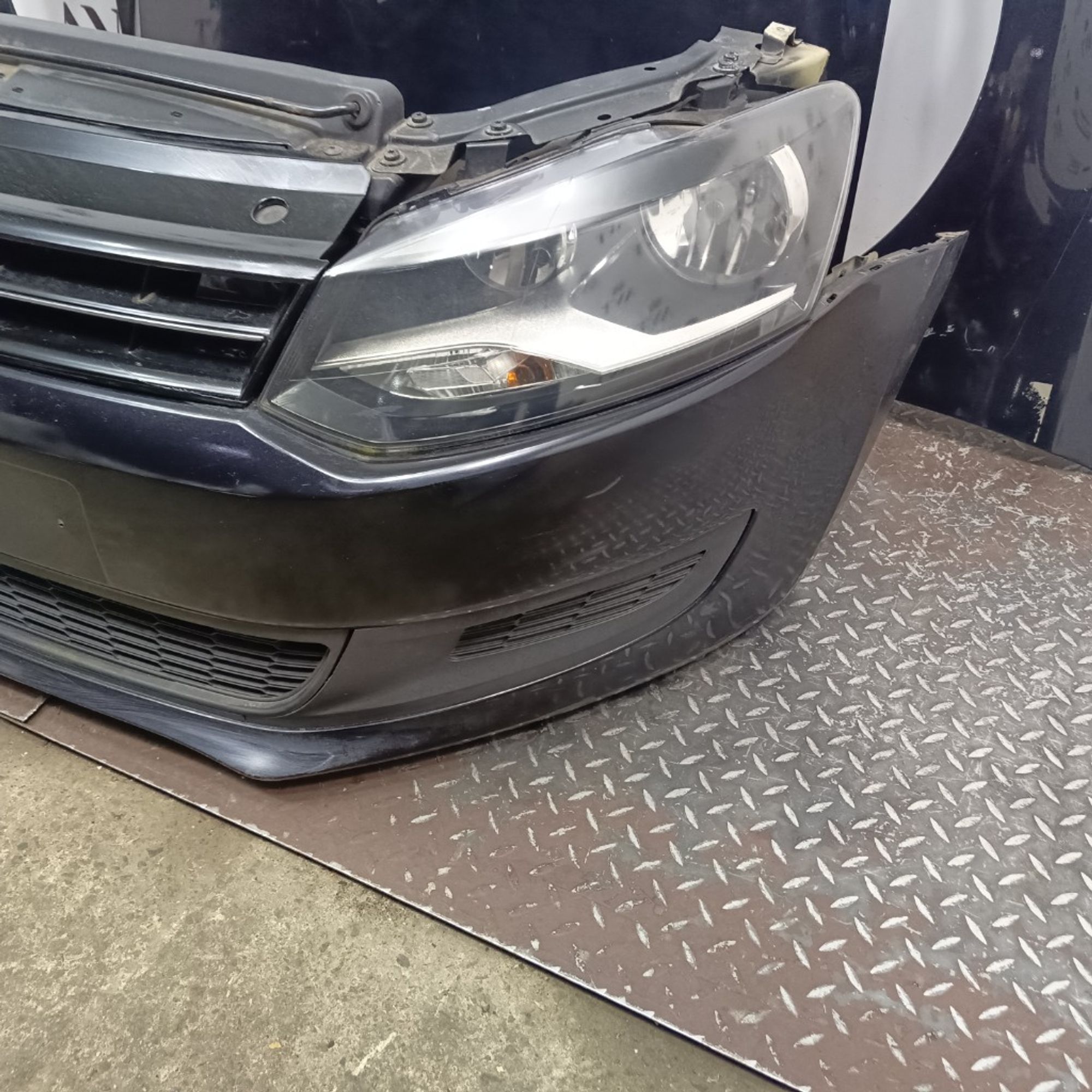 Ноускат (Nose Cut) Volkswagen Polo 5C6807217C, 90000 рублей, Москва