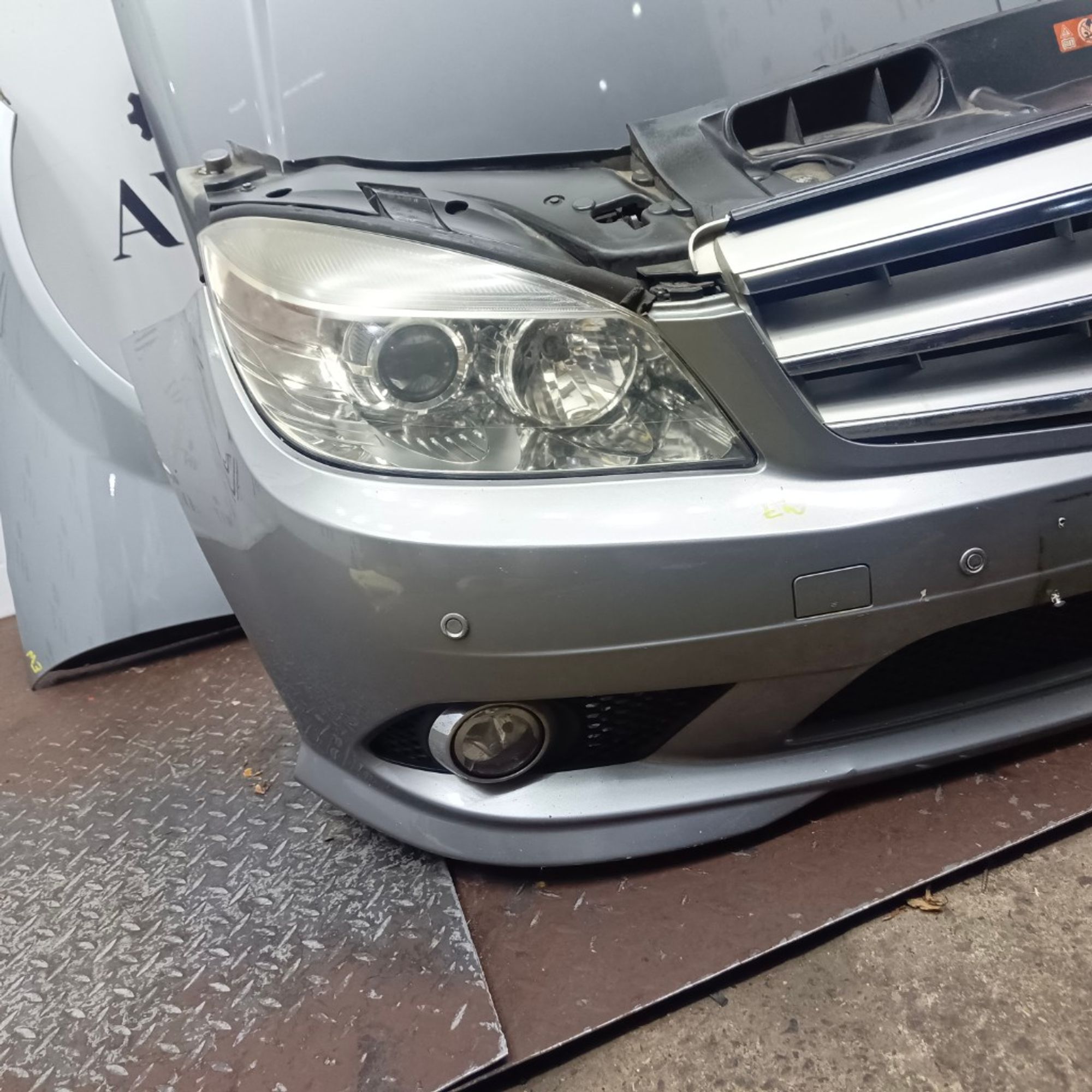 Ноускат (Nose Cut) Mercedes-Benz C-Class W204 A2058800125, 100000 рублей, Москва