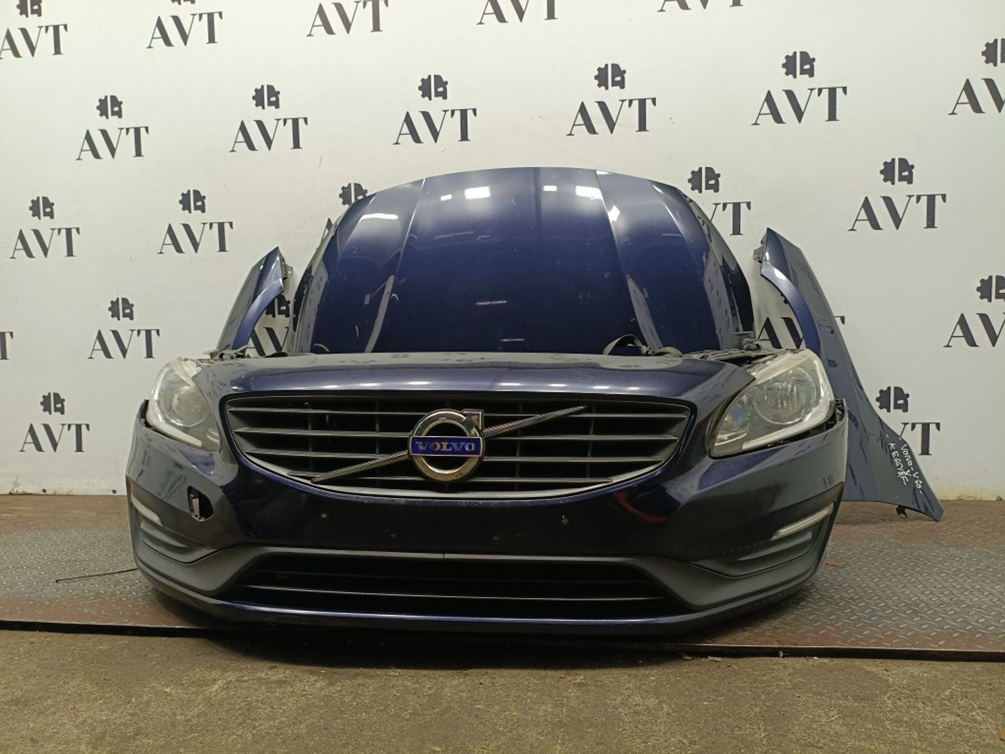 Ноускат (Nose Cut) Volvo S60 D4204T14, 145000 рублей, Москва
