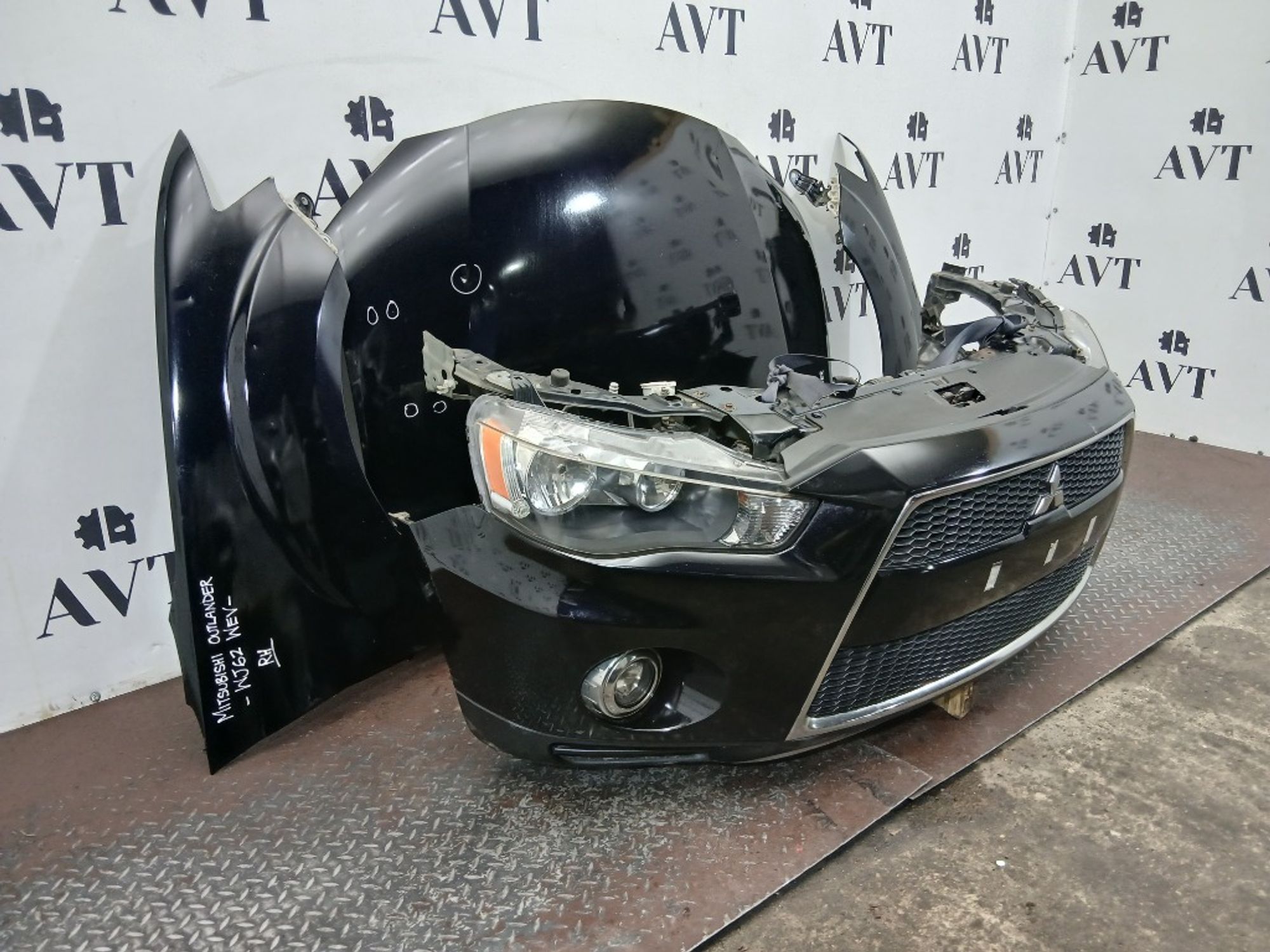 Ноускат (Nose Cut) Mitsubishi Outlander 6400D558ZZ, 145000 рублей, Москва