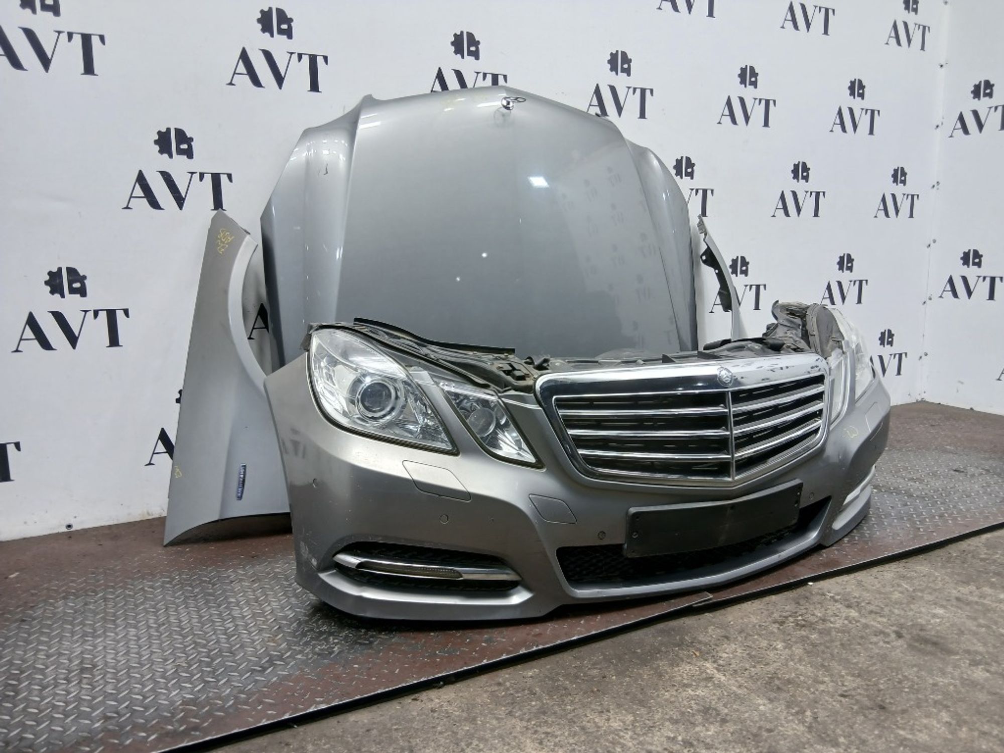 Ноускат (Nose Cut) Mercedes-Benz E-Class A21288019409999, 180000 рублей, Москва
