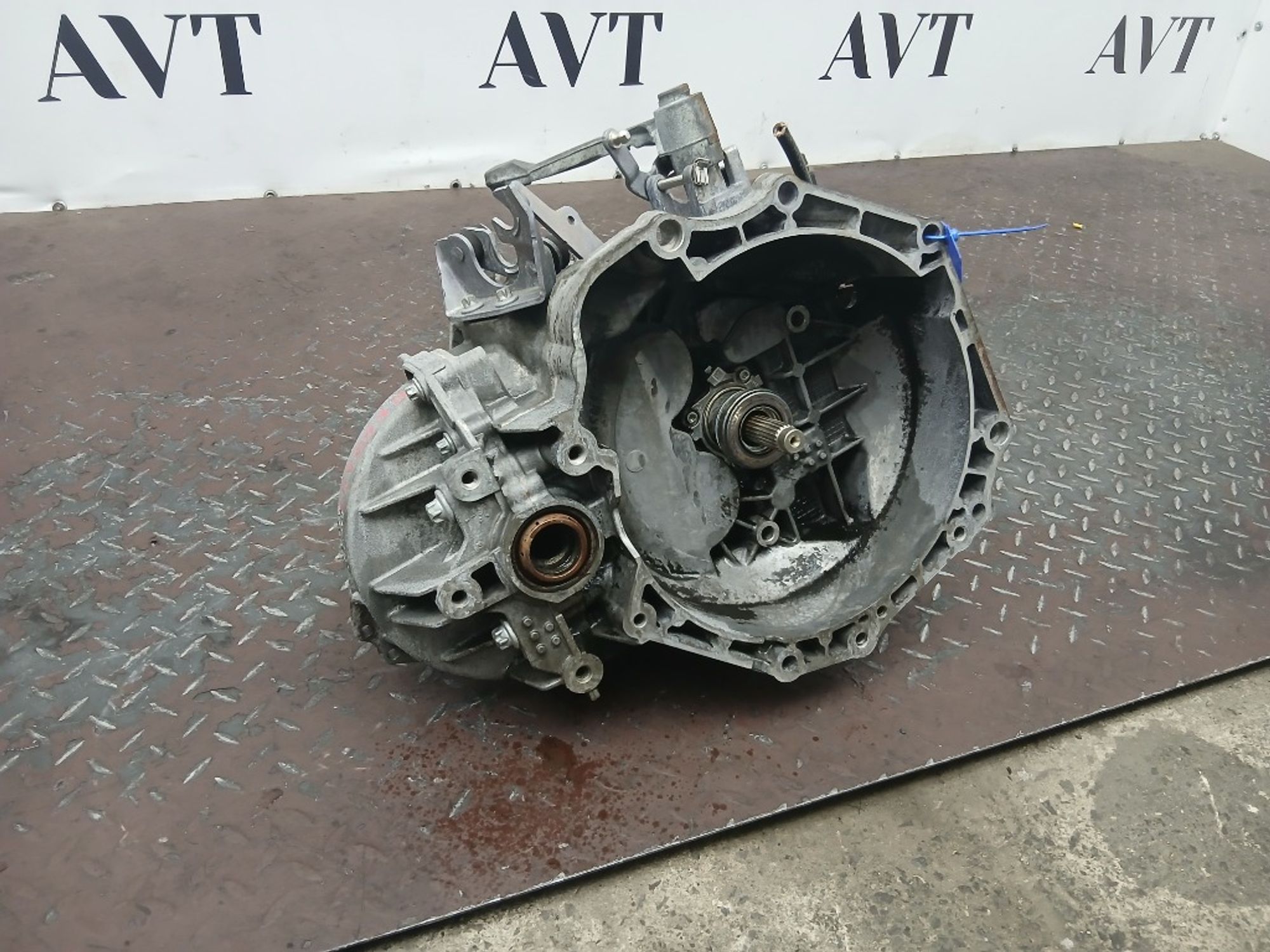 МКПП Opel Zafira A17DTR M32, 15000 рублей, Москва